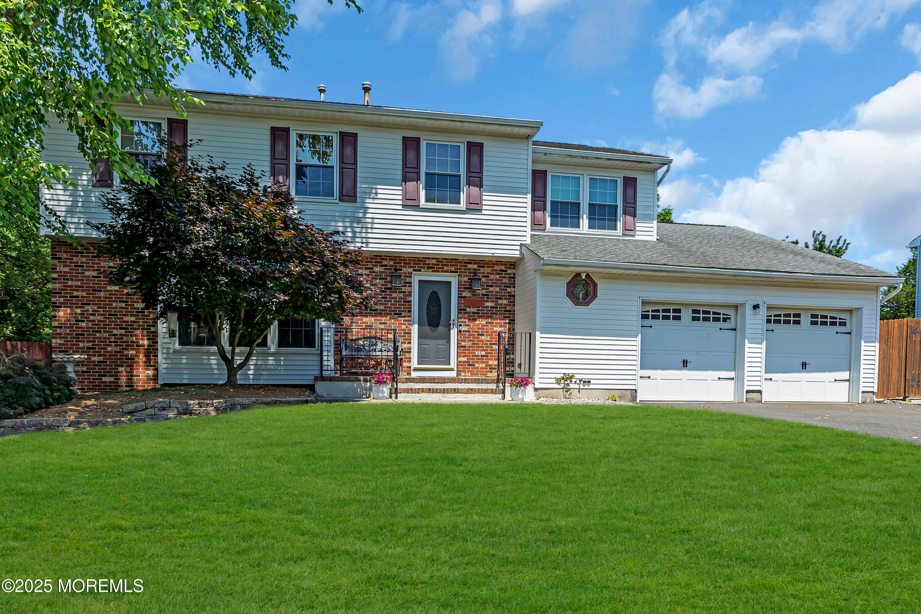 627 Meadow Run Image 2