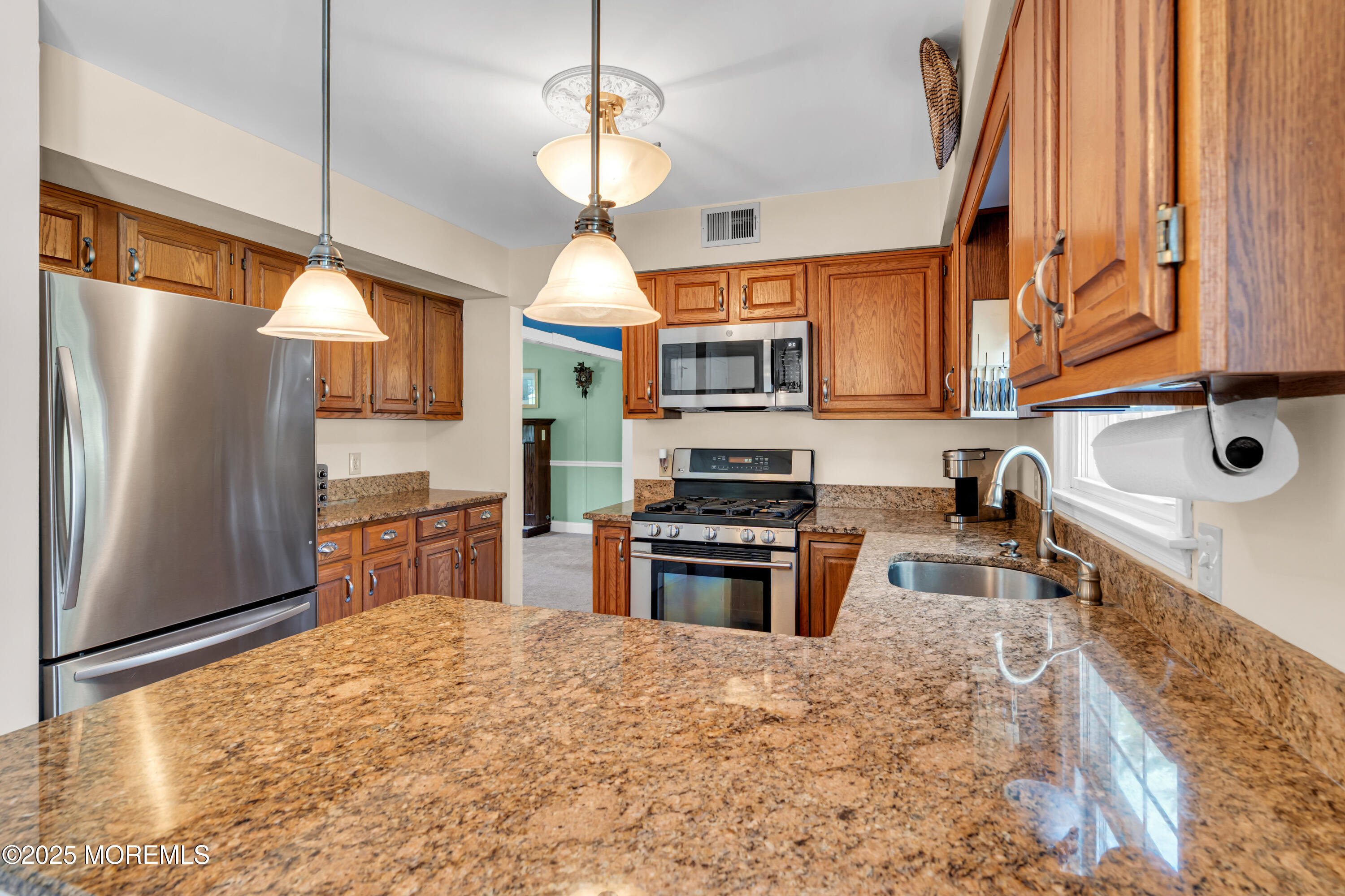 627 Meadow Run, Brick, NJ, 08724 image 17