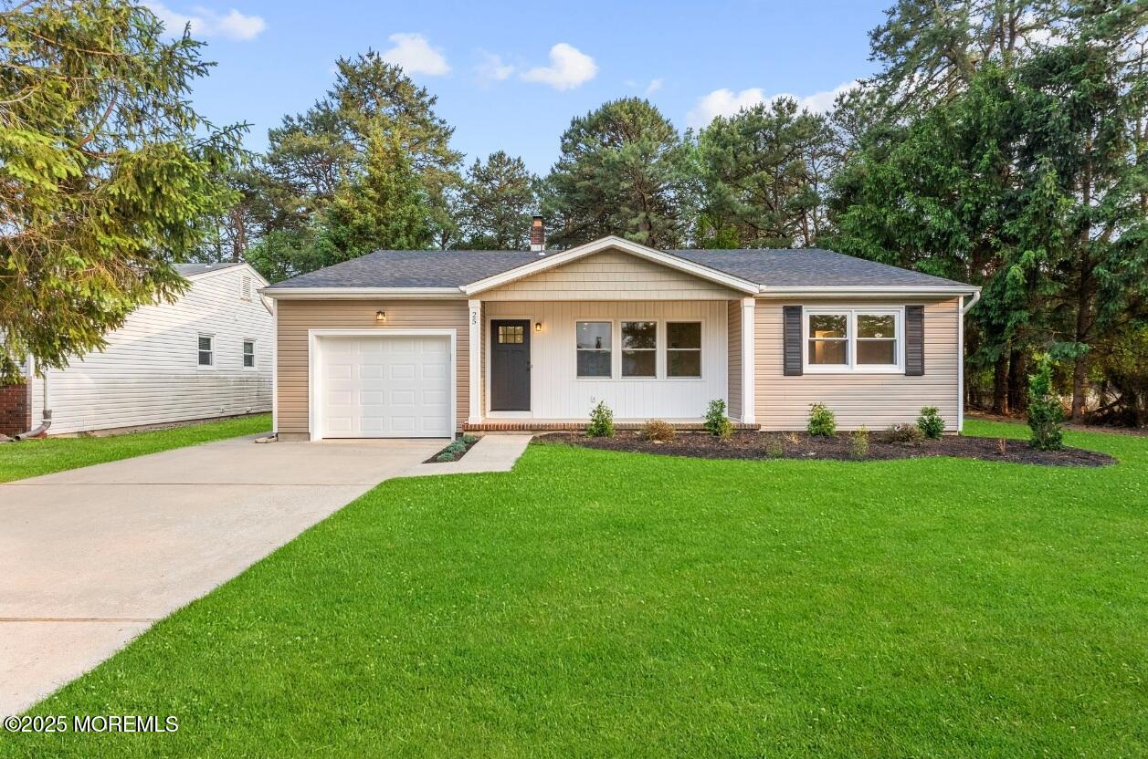 25 Bennington Drive, Toms River, NJ, 08757