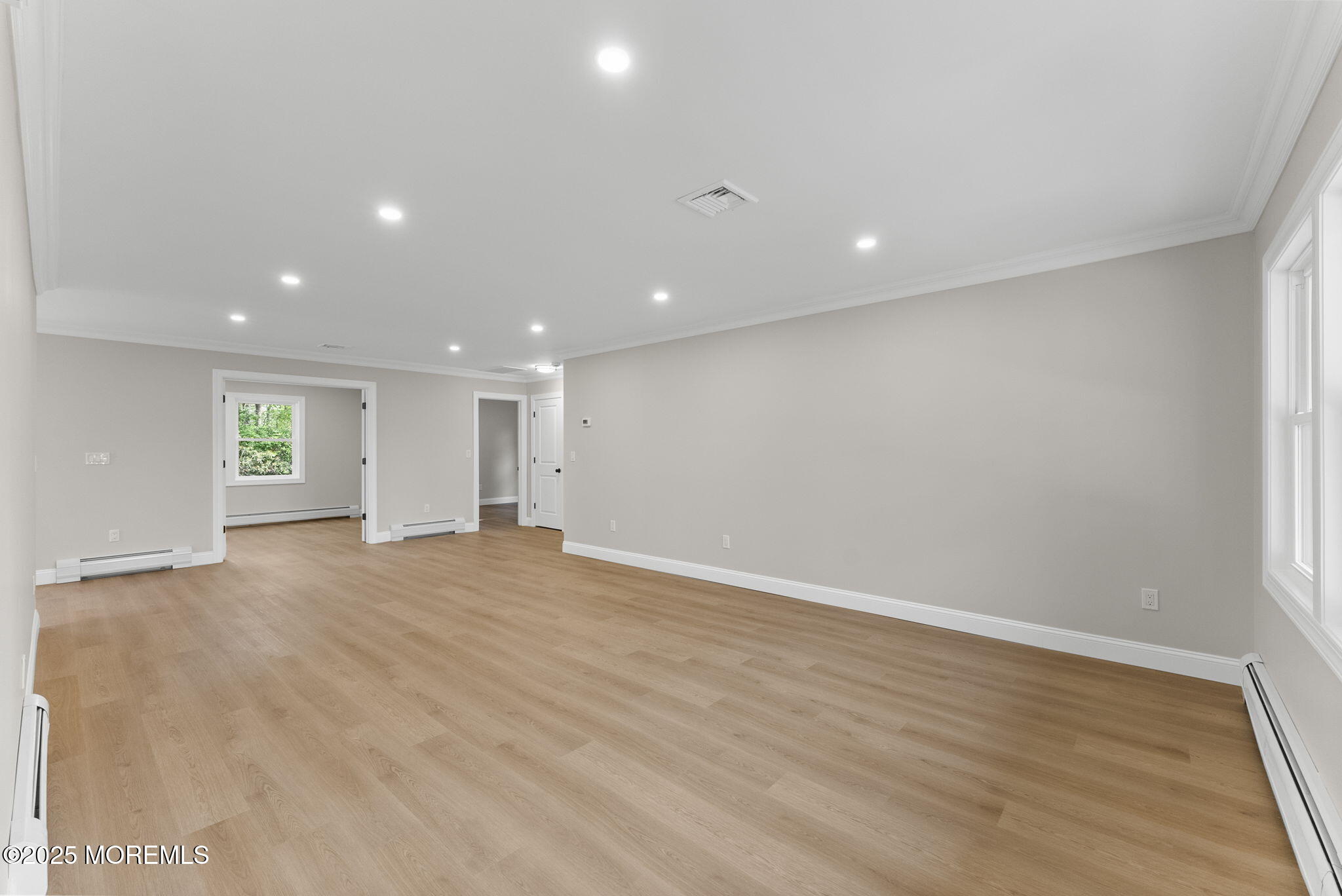 25 Bennington Drive Image 4