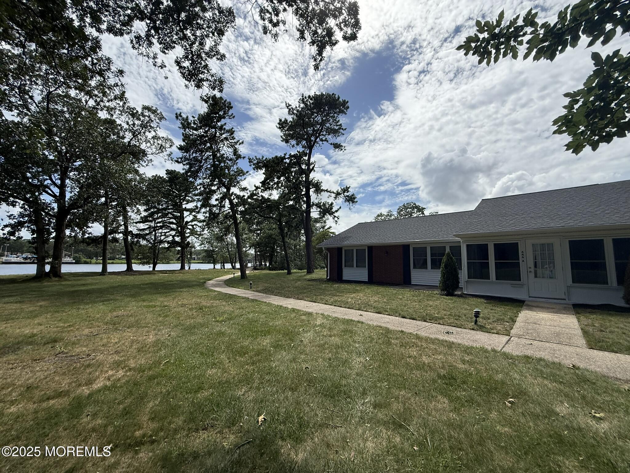 646 Plymouth Lake Drive Image 3