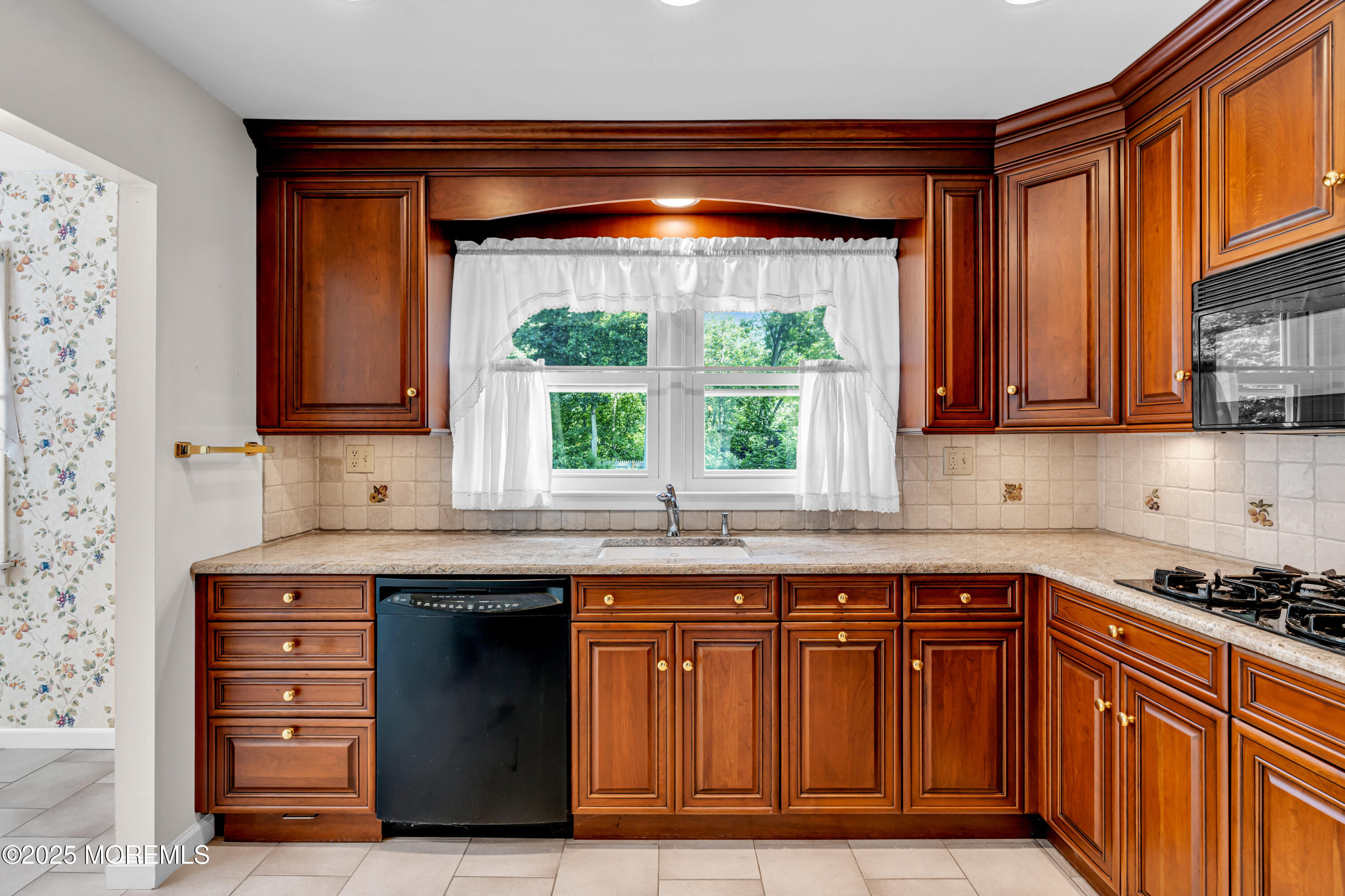 30 Daniel Drive, Matawan, NJ, 07747 image 17