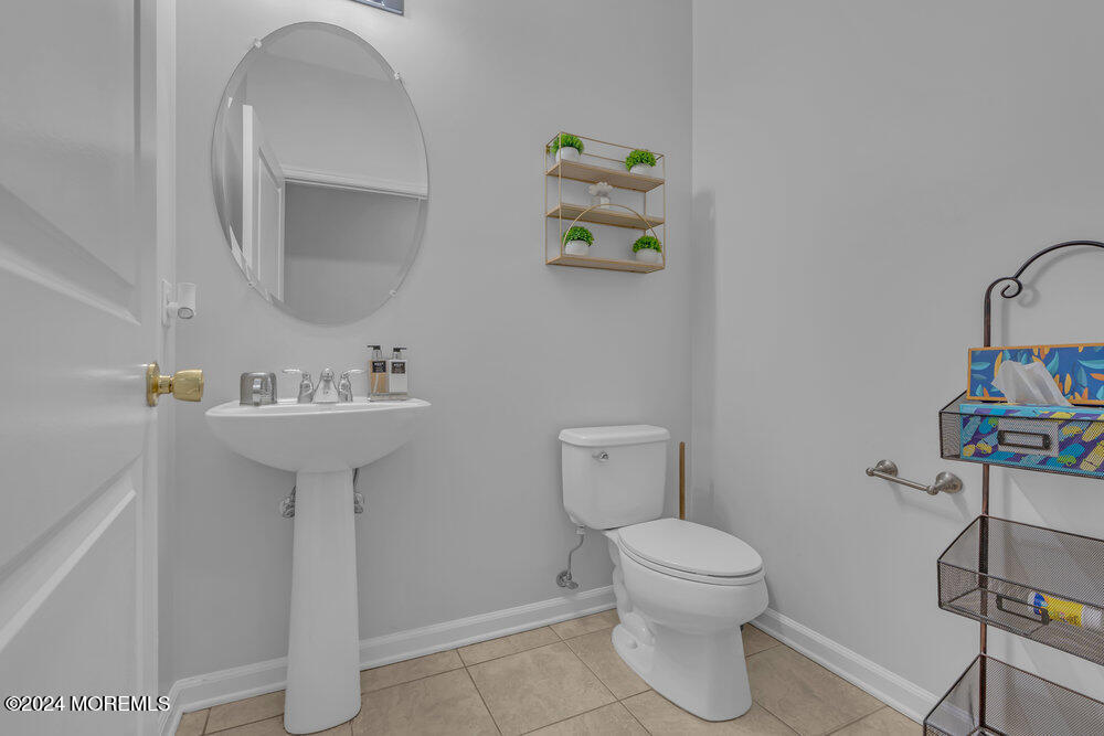 56 Canary Drive, Lakewood, NJ, 08701 image 24