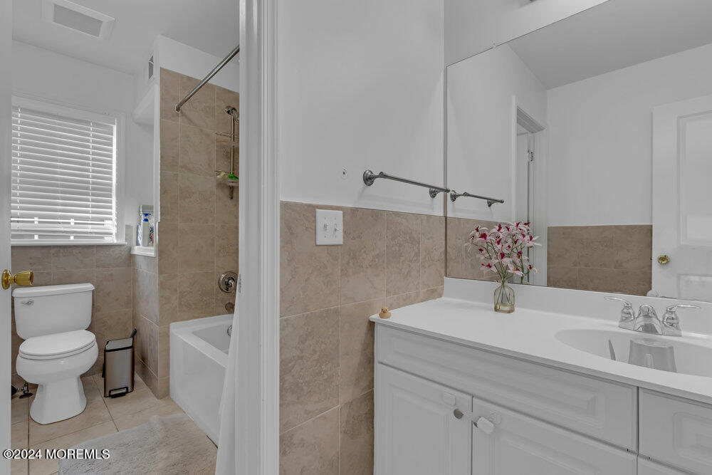56 Canary Drive, Lakewood, NJ, 08701 image 34