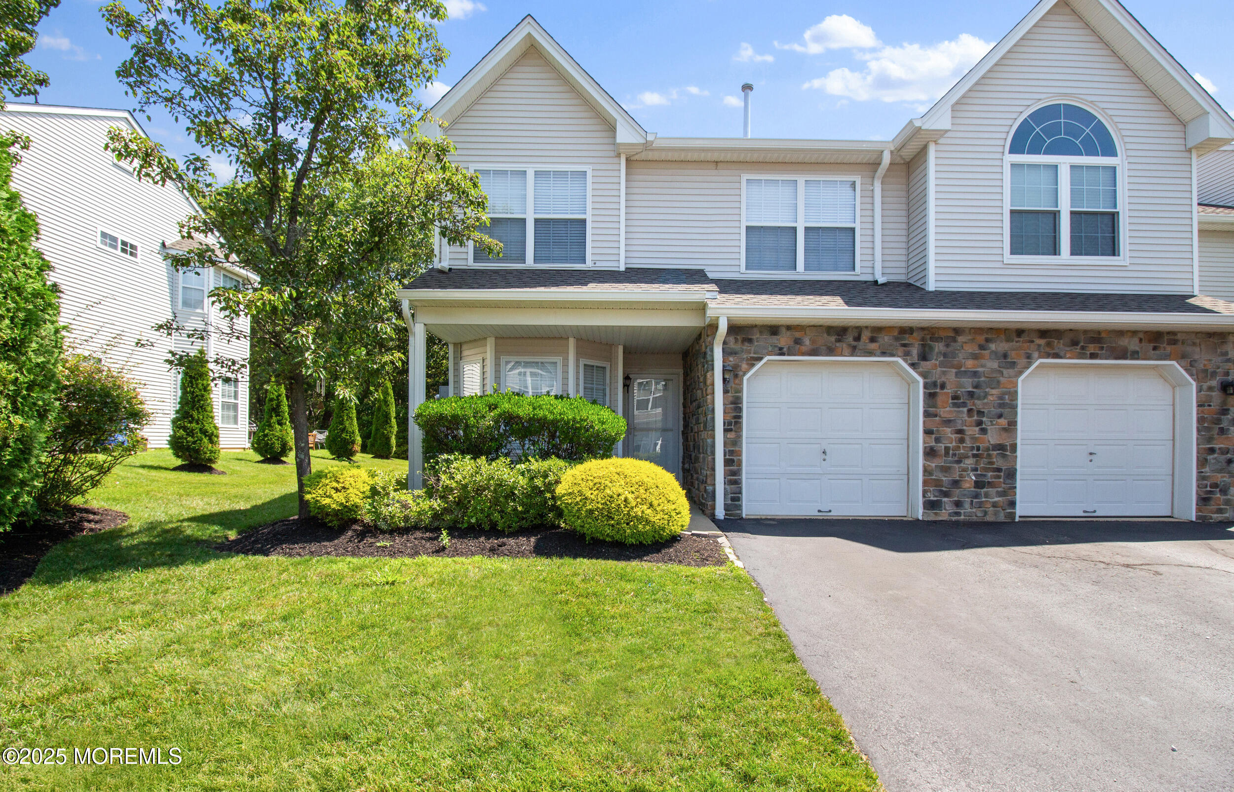 9 Nutmeg Court, Tinton Falls, NJ, 07753