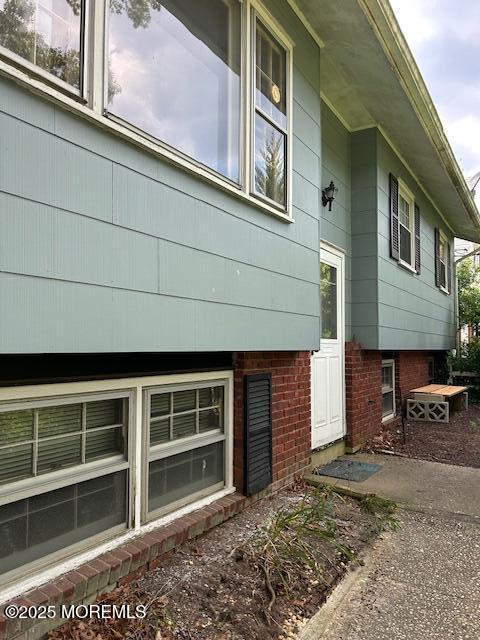 1599 Woodcrest Drive Image 3