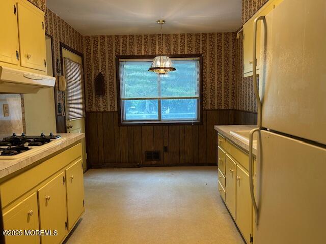 1599 Woodcrest Drive Image 4