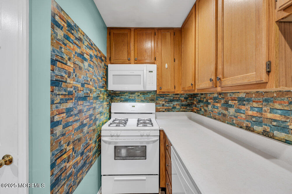 4511 Birchwood Court, North Brunswick, NJ, 08902 image 12