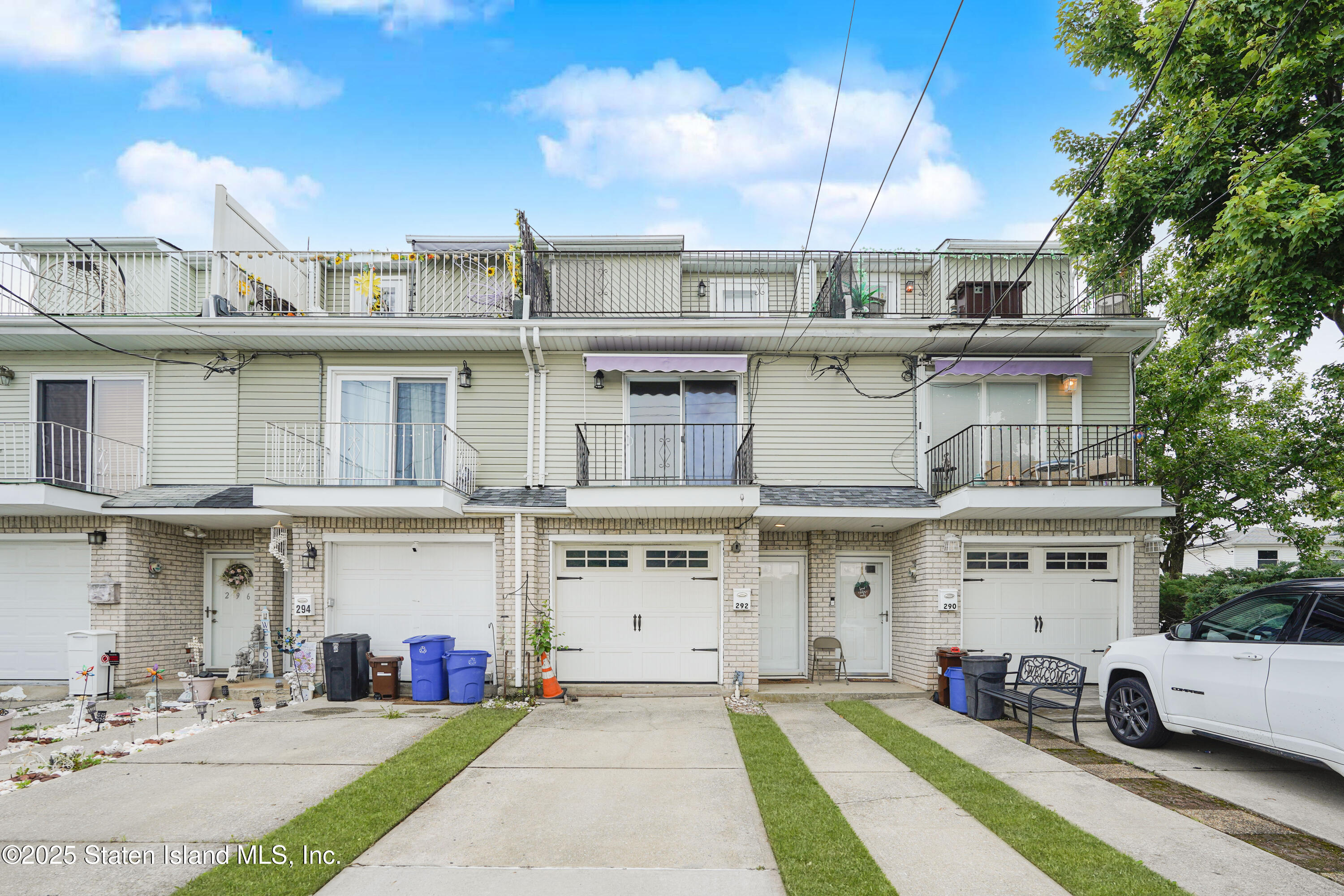 292 Tennyson Drive, Staten Island, NY, 10308