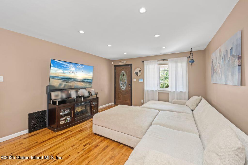 132 Alexander Avenue, Staten Island, NY, 10312 image 6