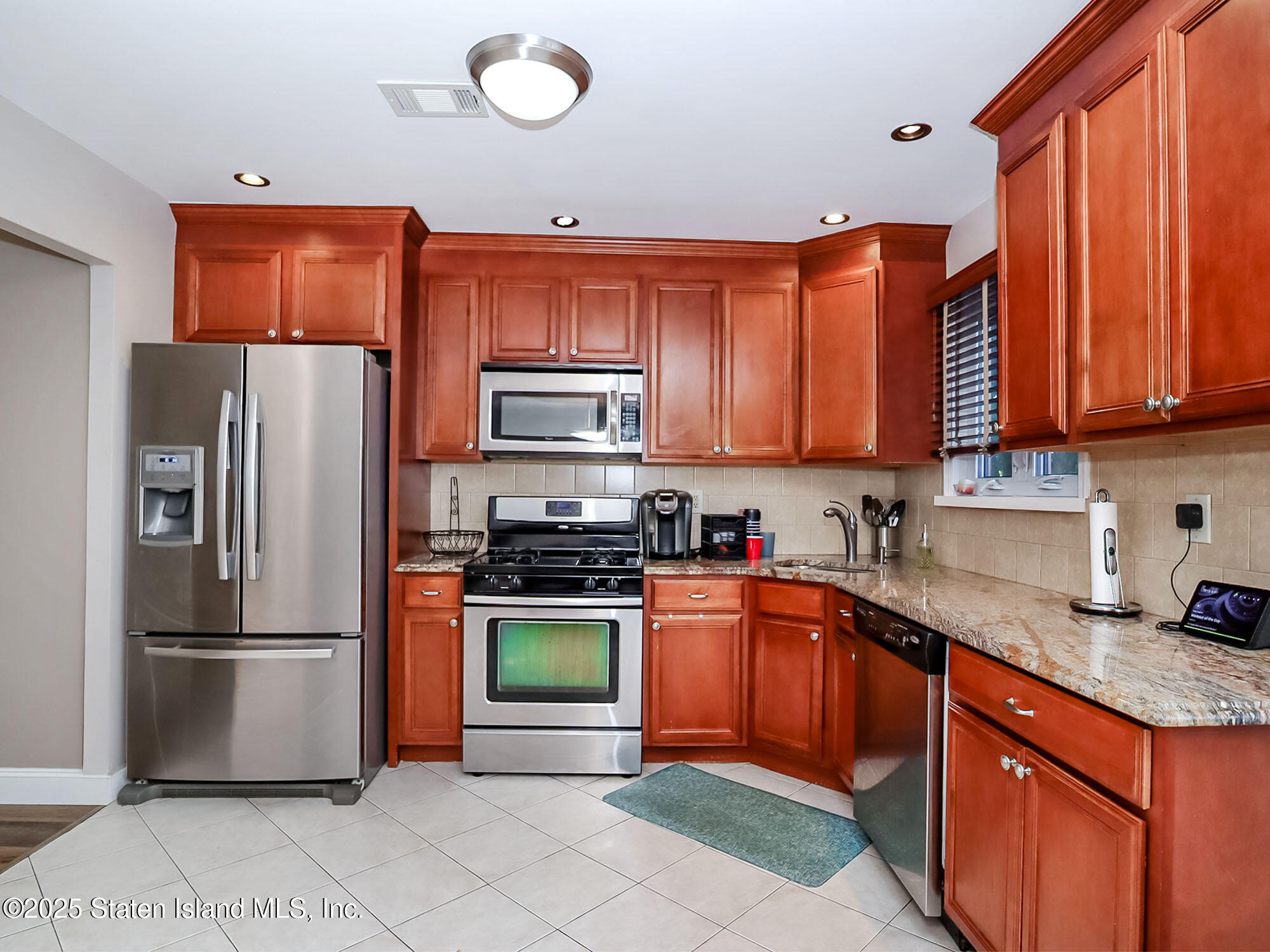 32 Sutton Place, Staten Island, NY, 10312 image 7