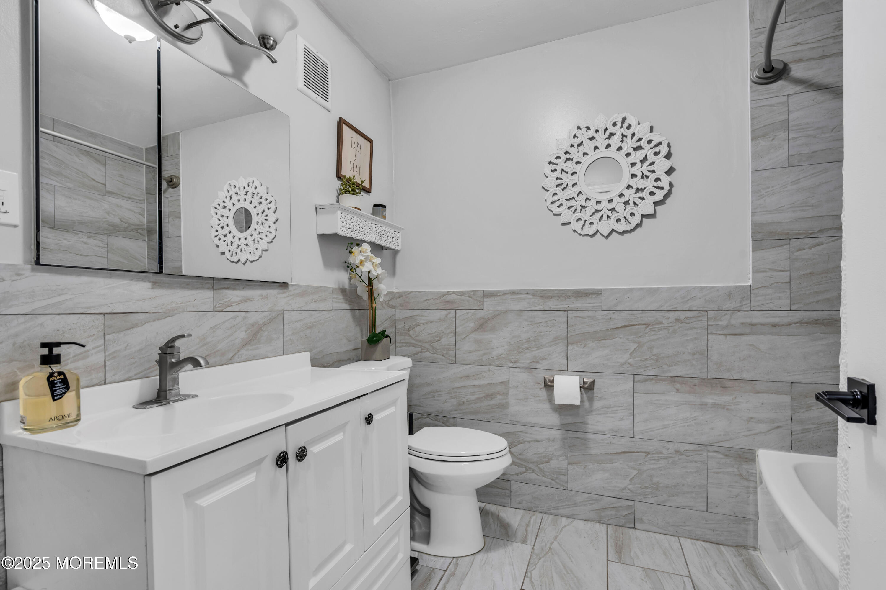 193 Sierra Court, Woodbridge, NJ, 07095 image 17