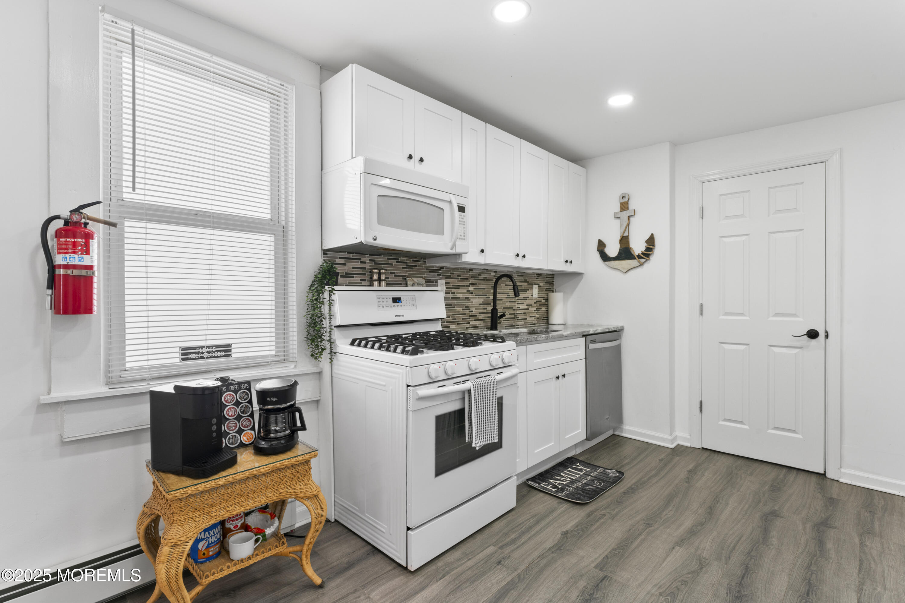 24 Highland Avenue, Keansburg, NJ, 07734 image 6