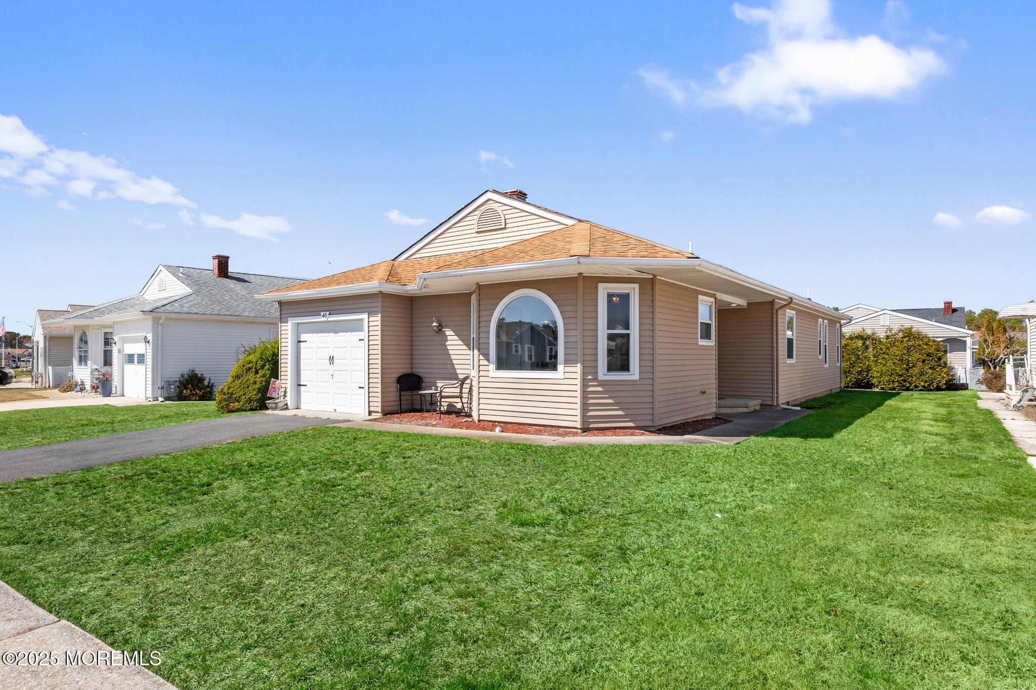 40 Prince Charles Drive Image 2