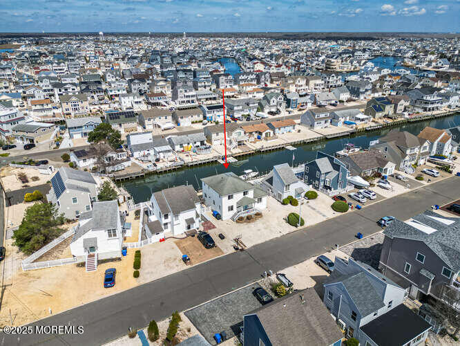 12 Peggy Lane Image 4