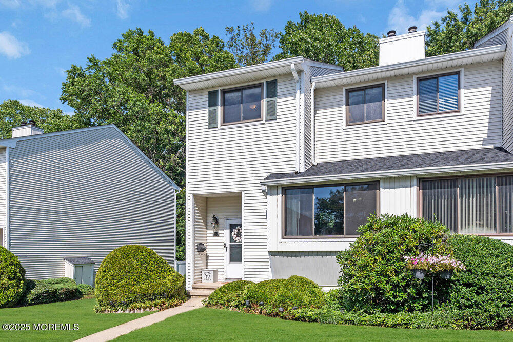 236 Clubhouse Drive, Middletown, NJ, 07748