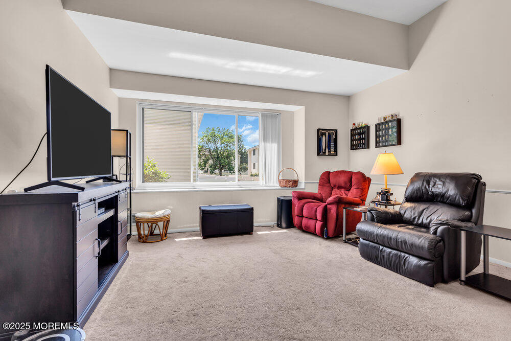 236 Clubhouse Drive, Middletown, NJ, 07748 image 7