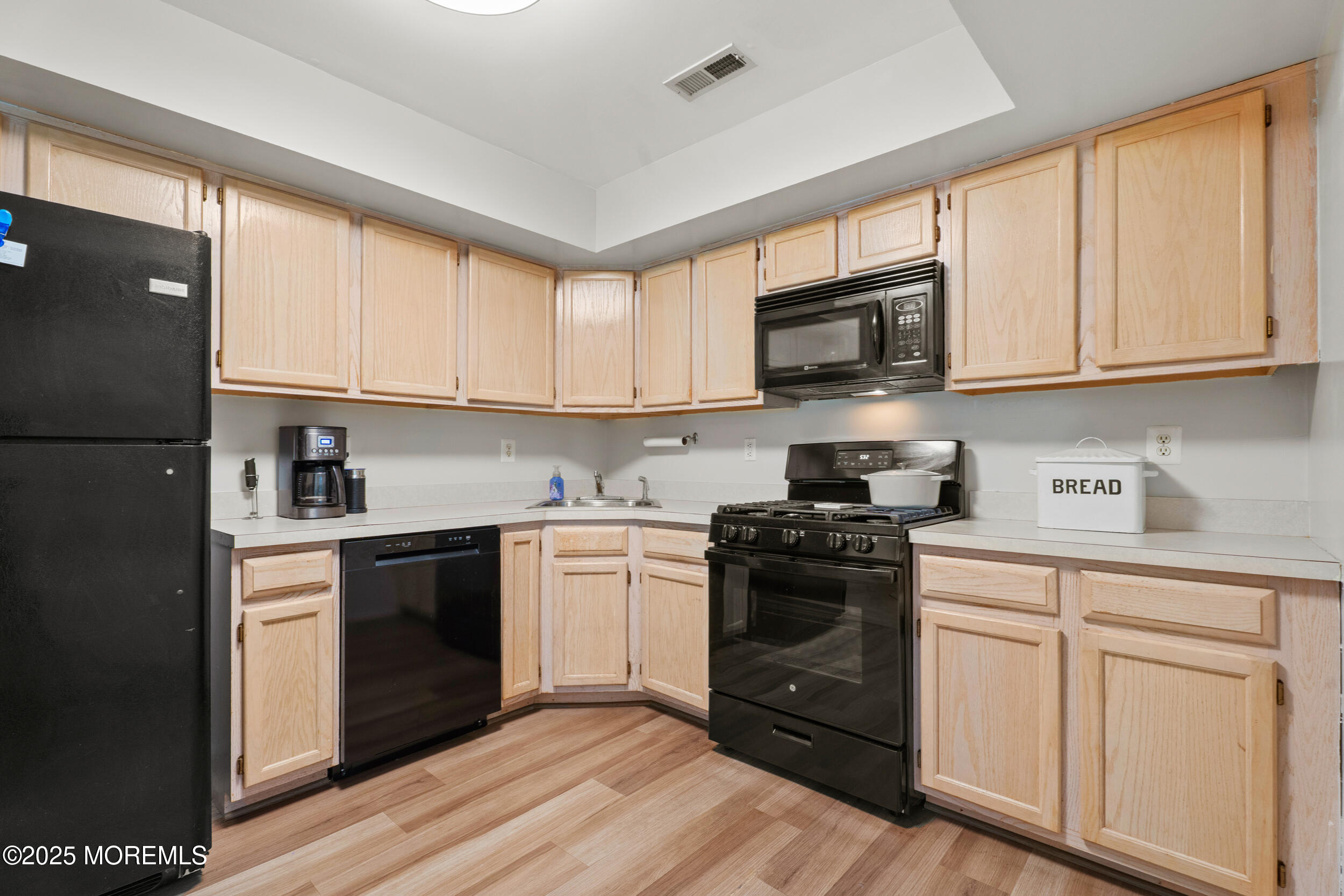 117 Lexington Court, Holmdel, NJ, 07733 image 15