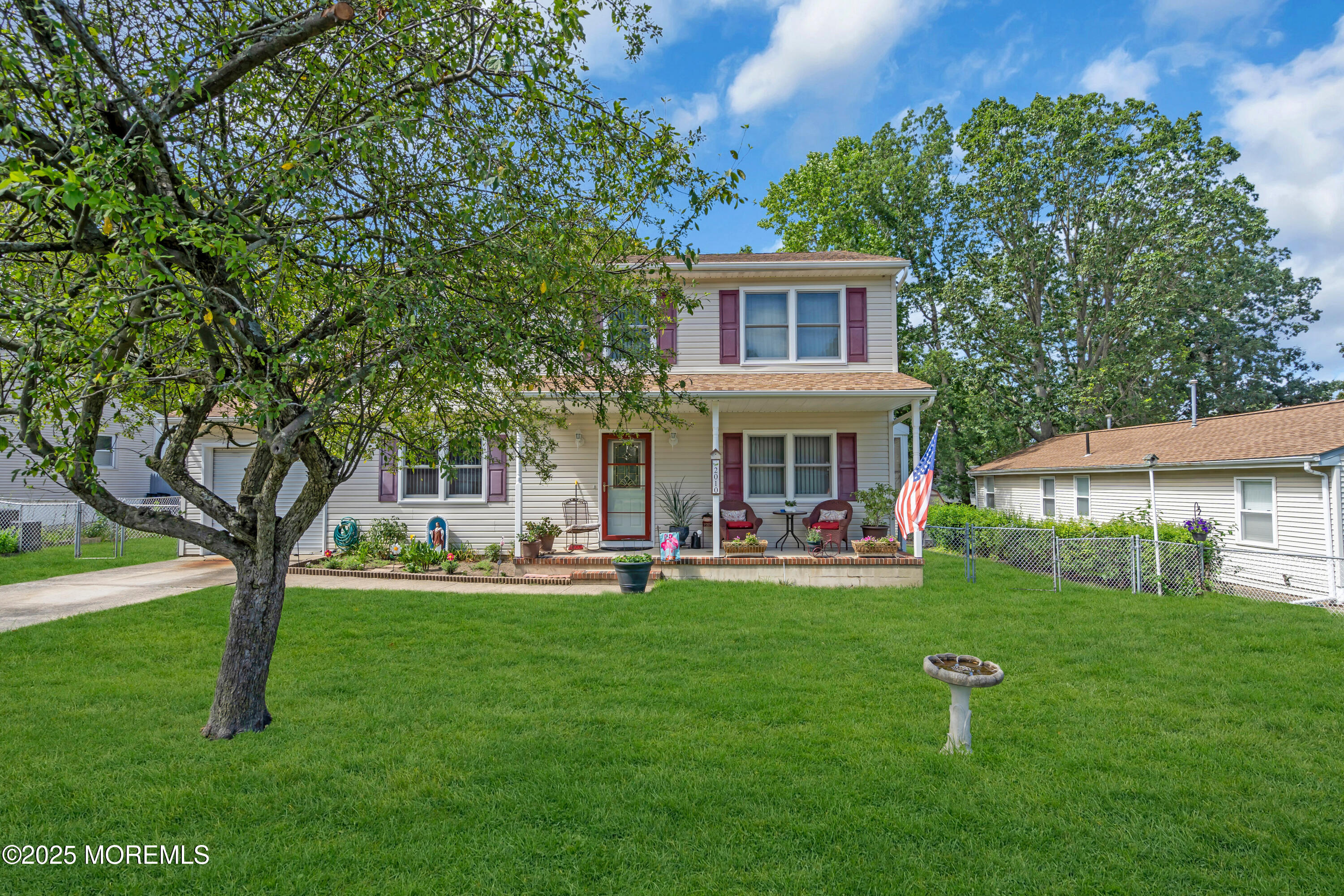 2010 Pine Meadow Avenue Image 4