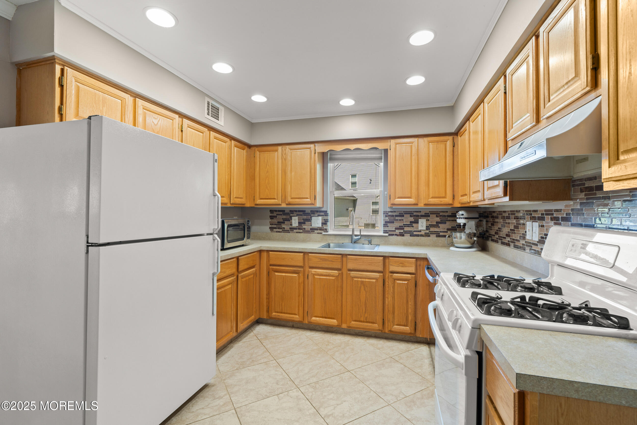 30 Teakwood Drive, Jackson, NJ, 08527 image 13