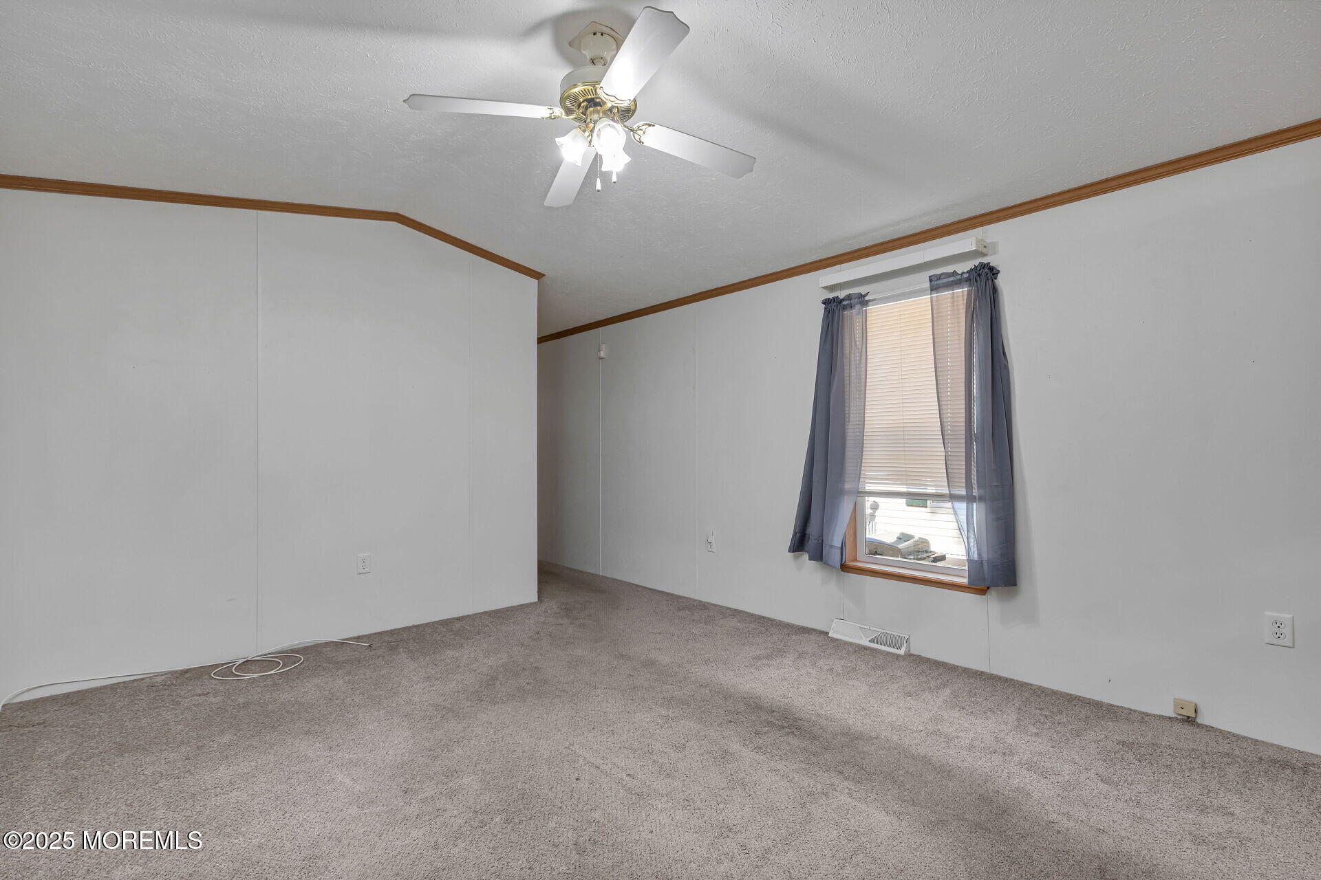 45 Randall Avenue Image 2