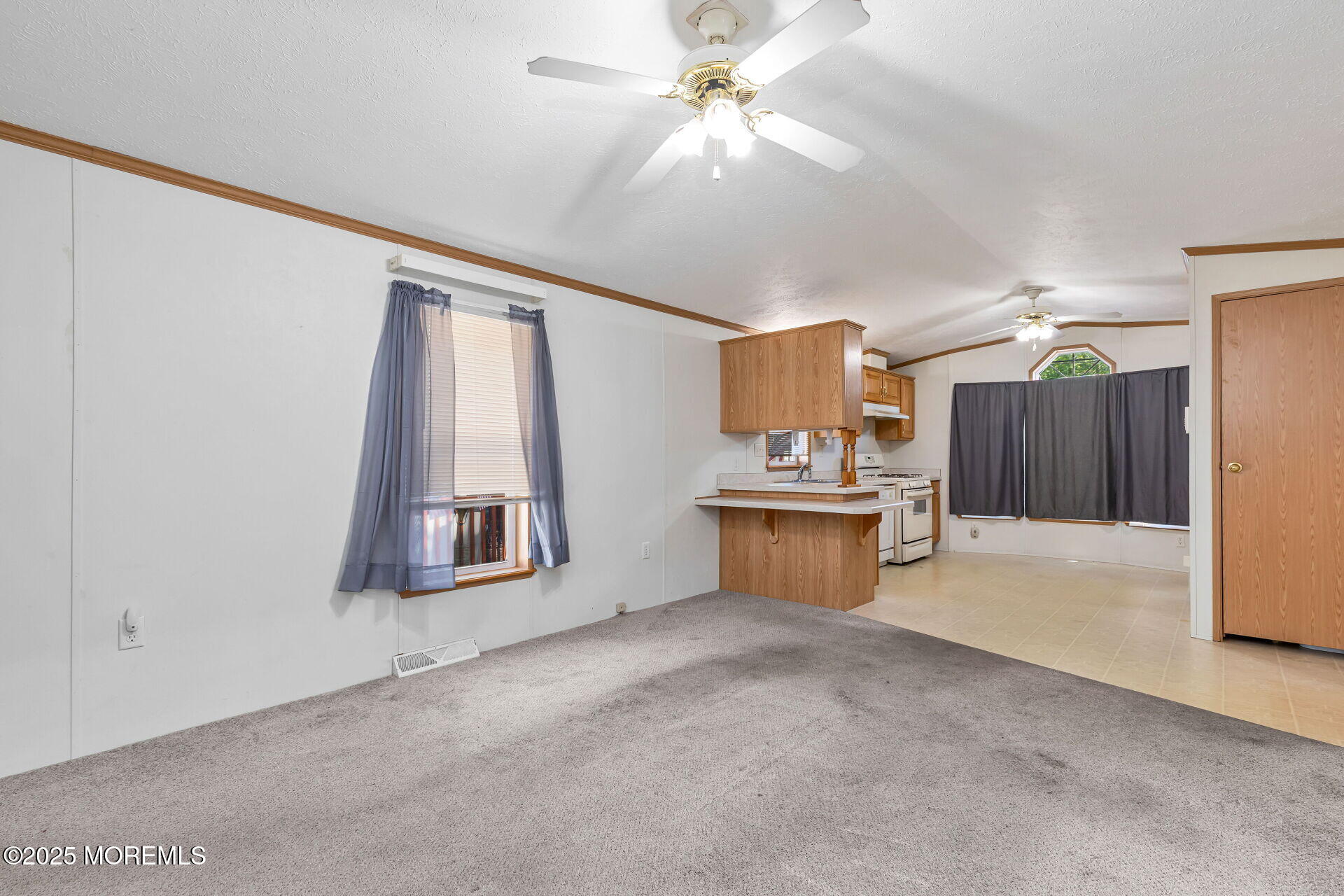 45 Randall Avenue Image 3