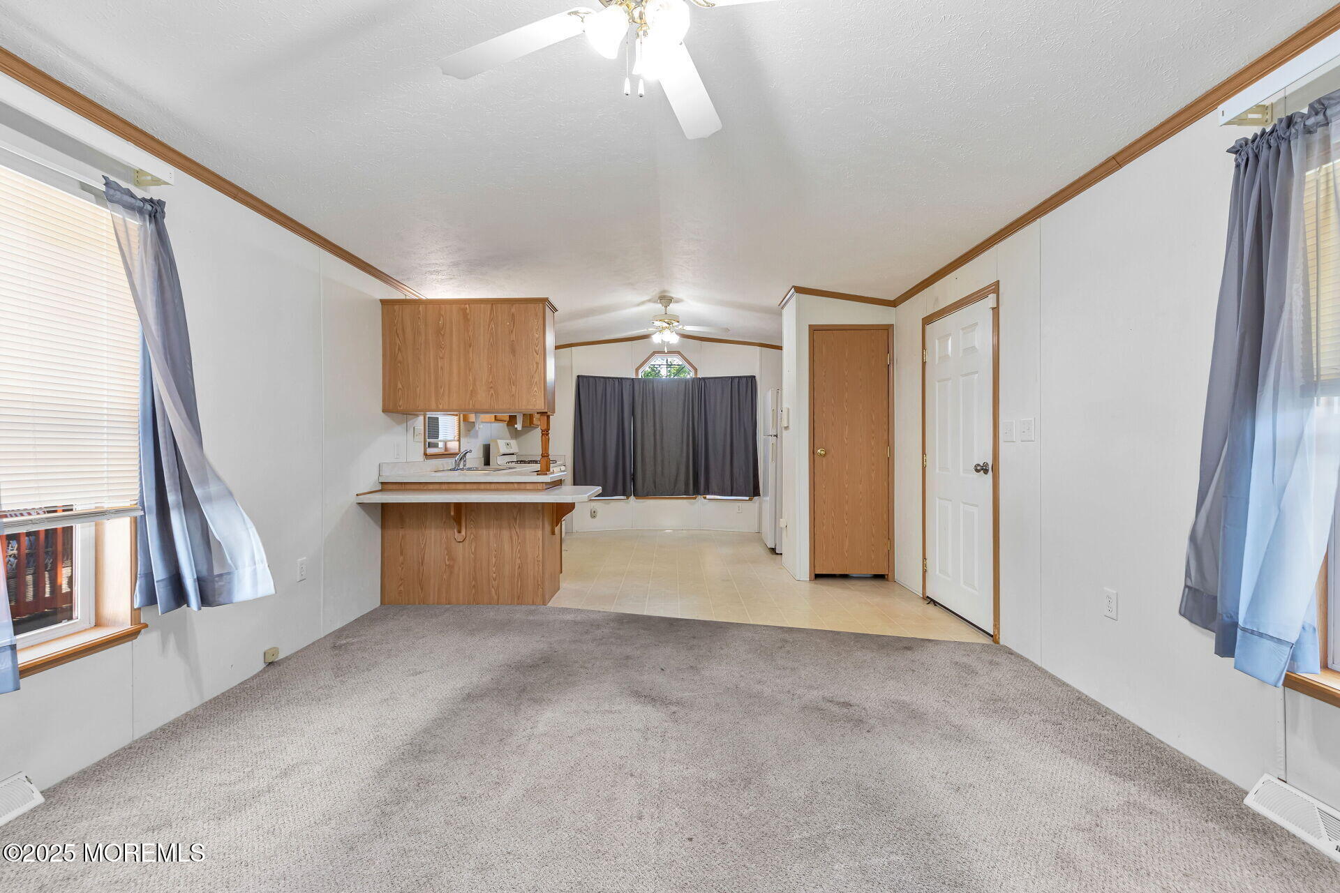 45 Randall Avenue Image 4