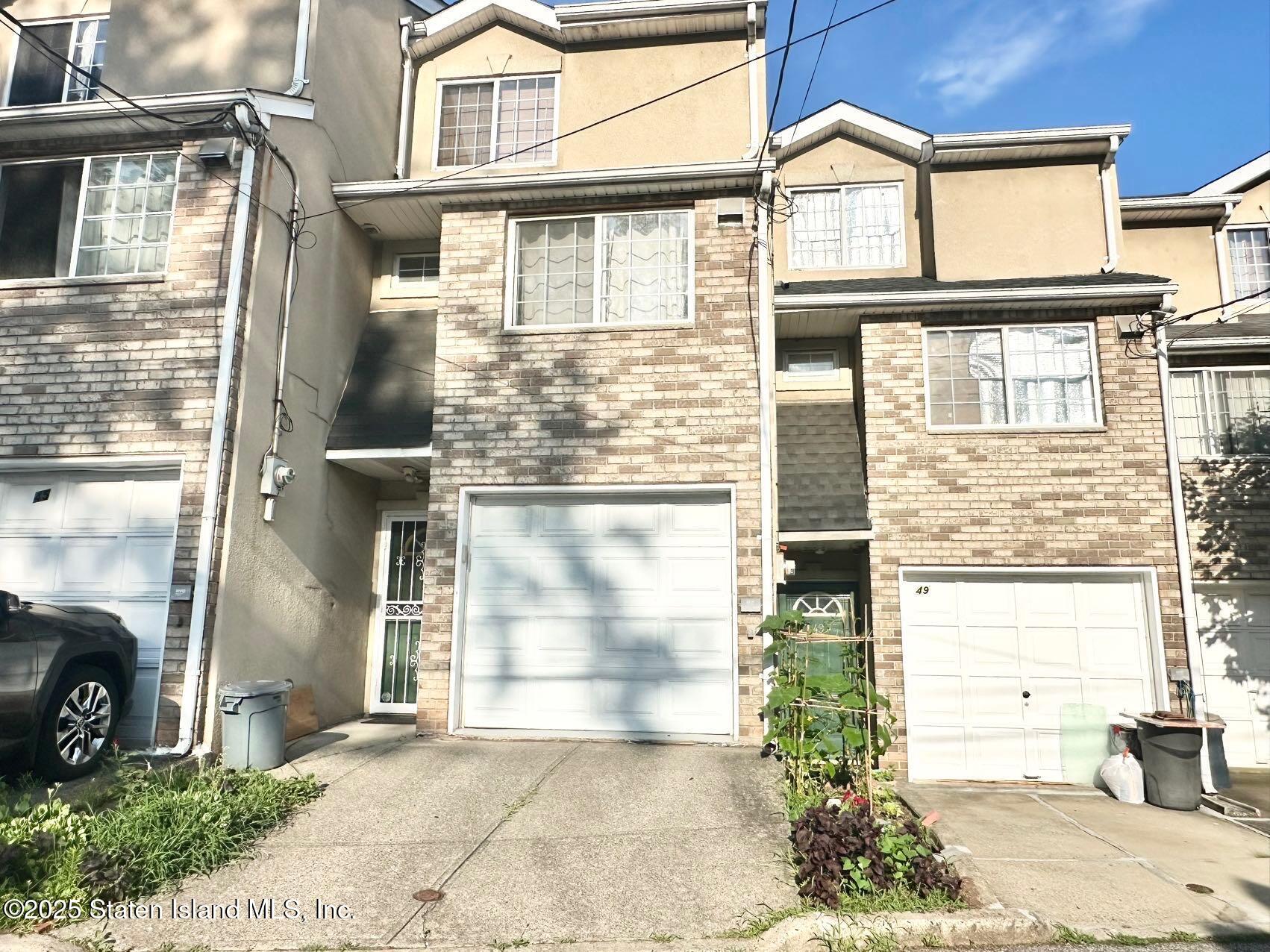 47 Savo Lane, Staten Island, NY, 10305