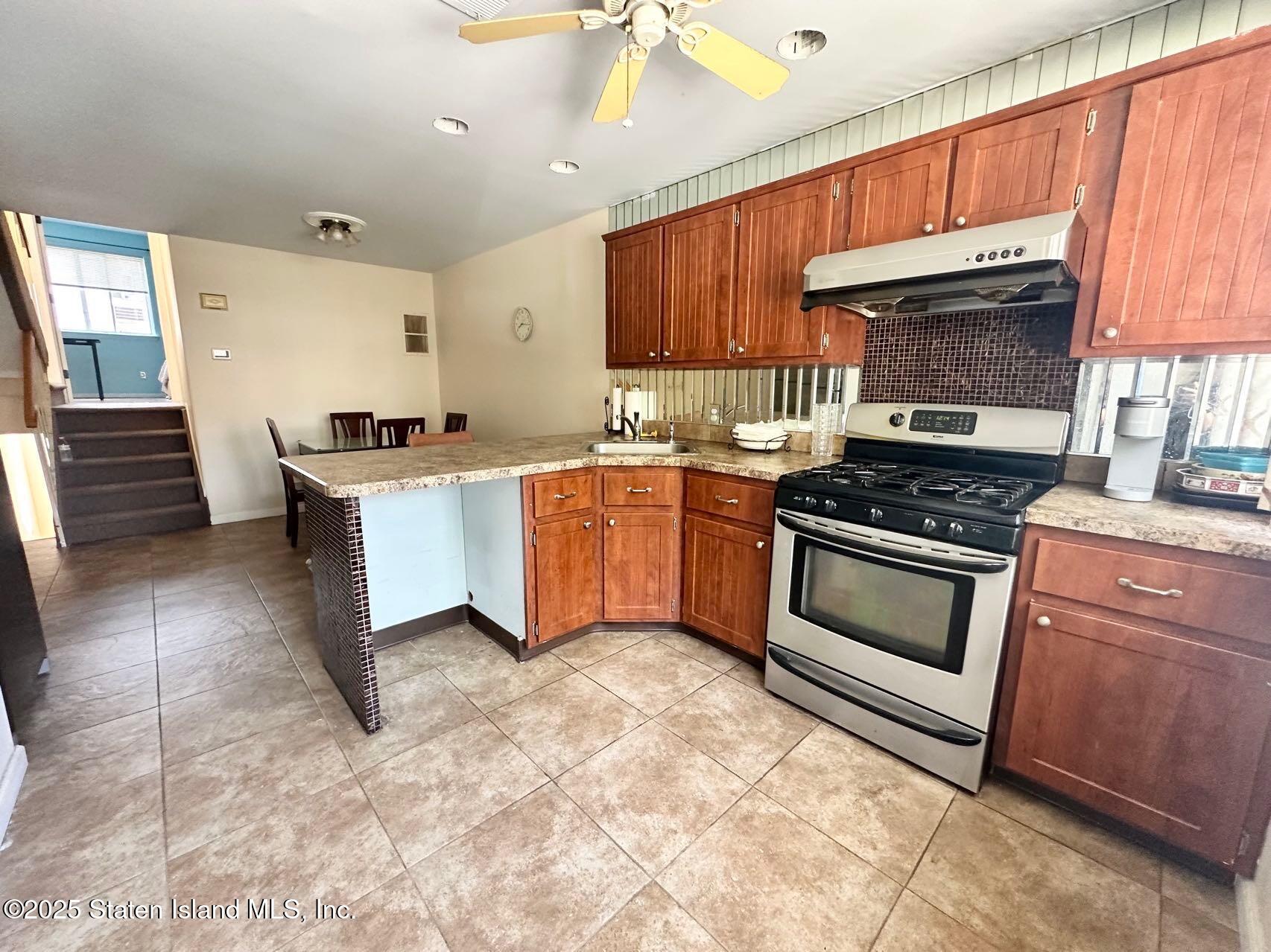 47 Savo Lane, Staten Island, NY, 10305 image 6