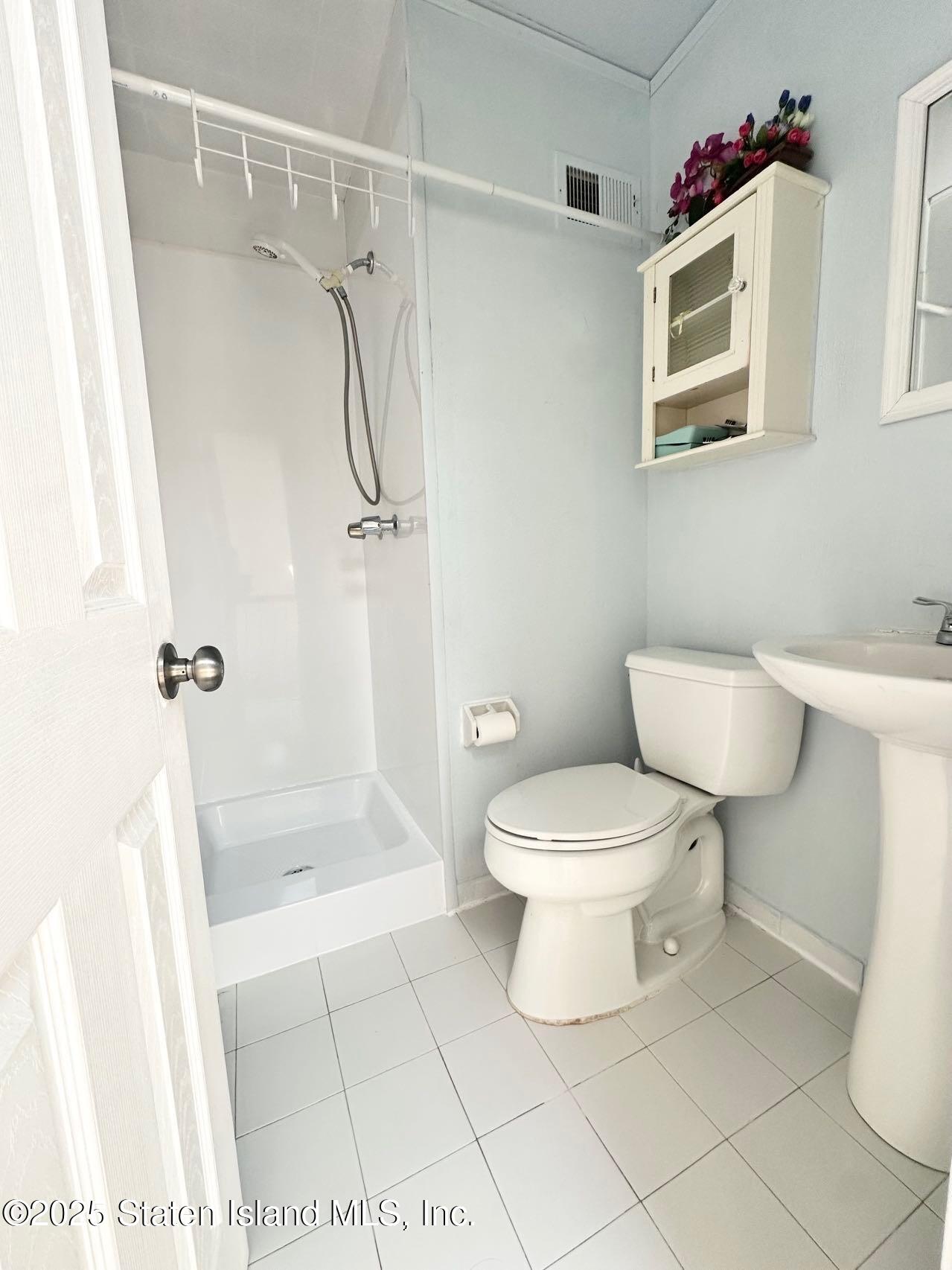 47 Savo Lane, Staten Island, NY, 10305 image 10