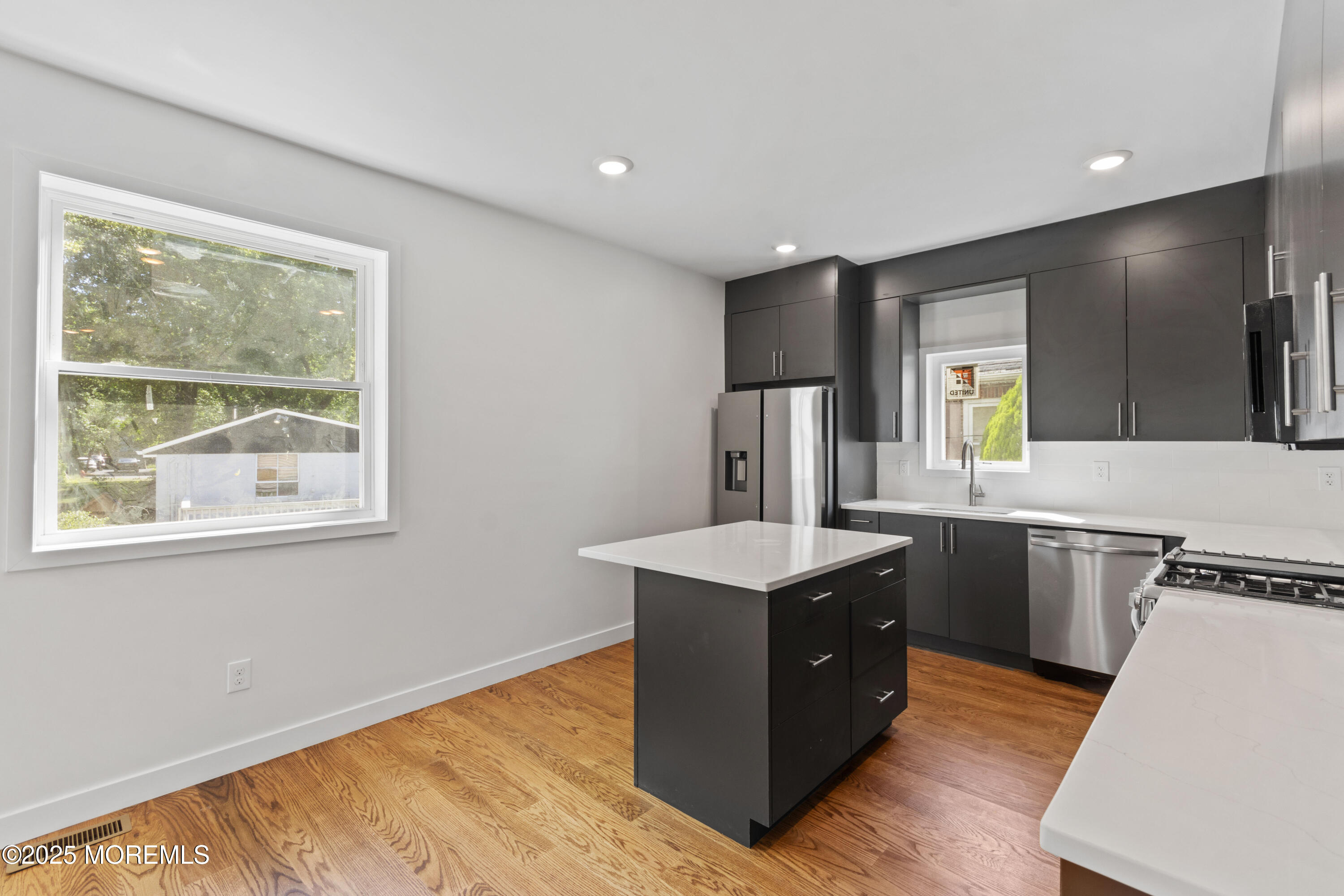 14 New Brunswick Avenue Image 3