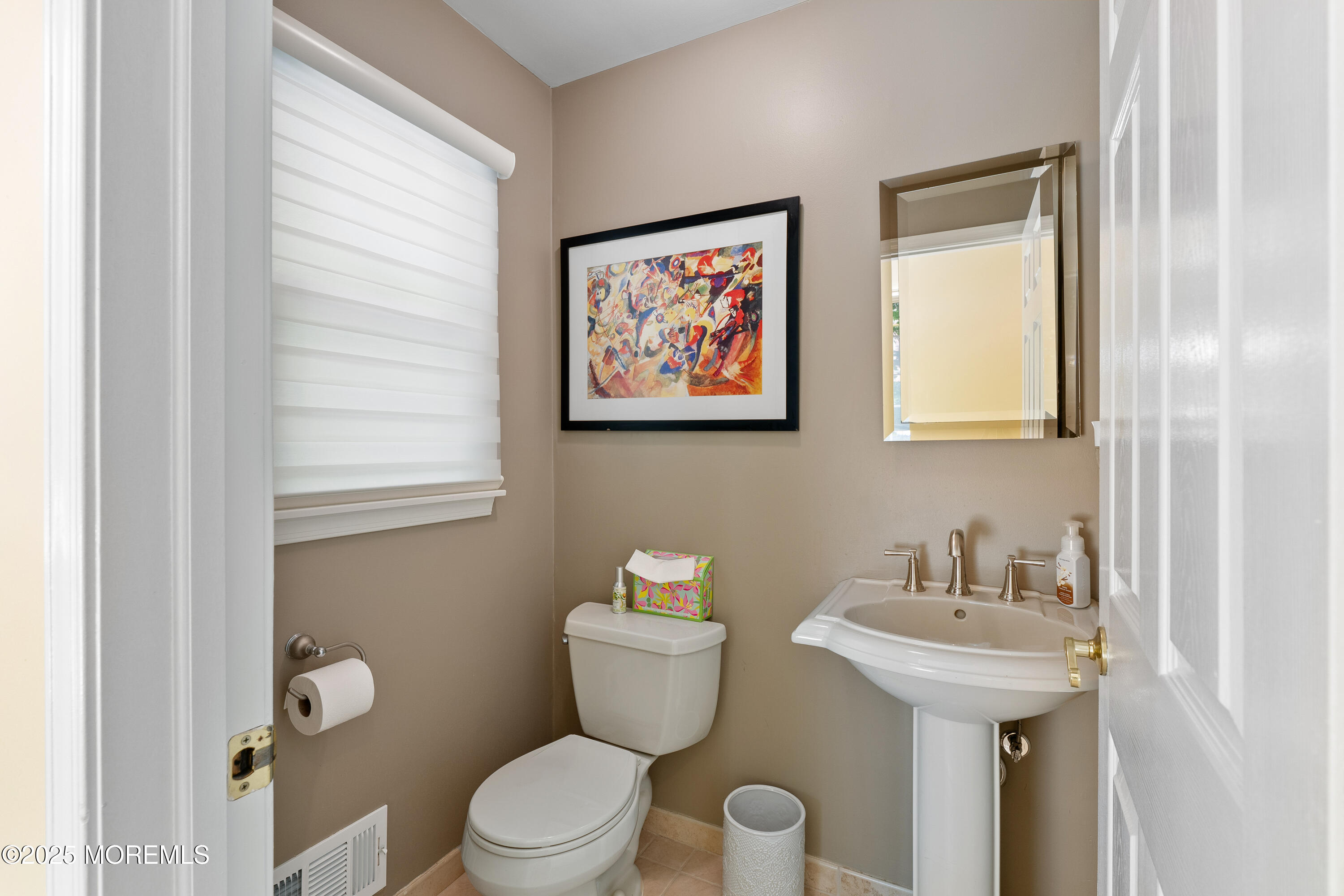 7 Lorraine Court, East Brunswick, NJ, 08816 image 16