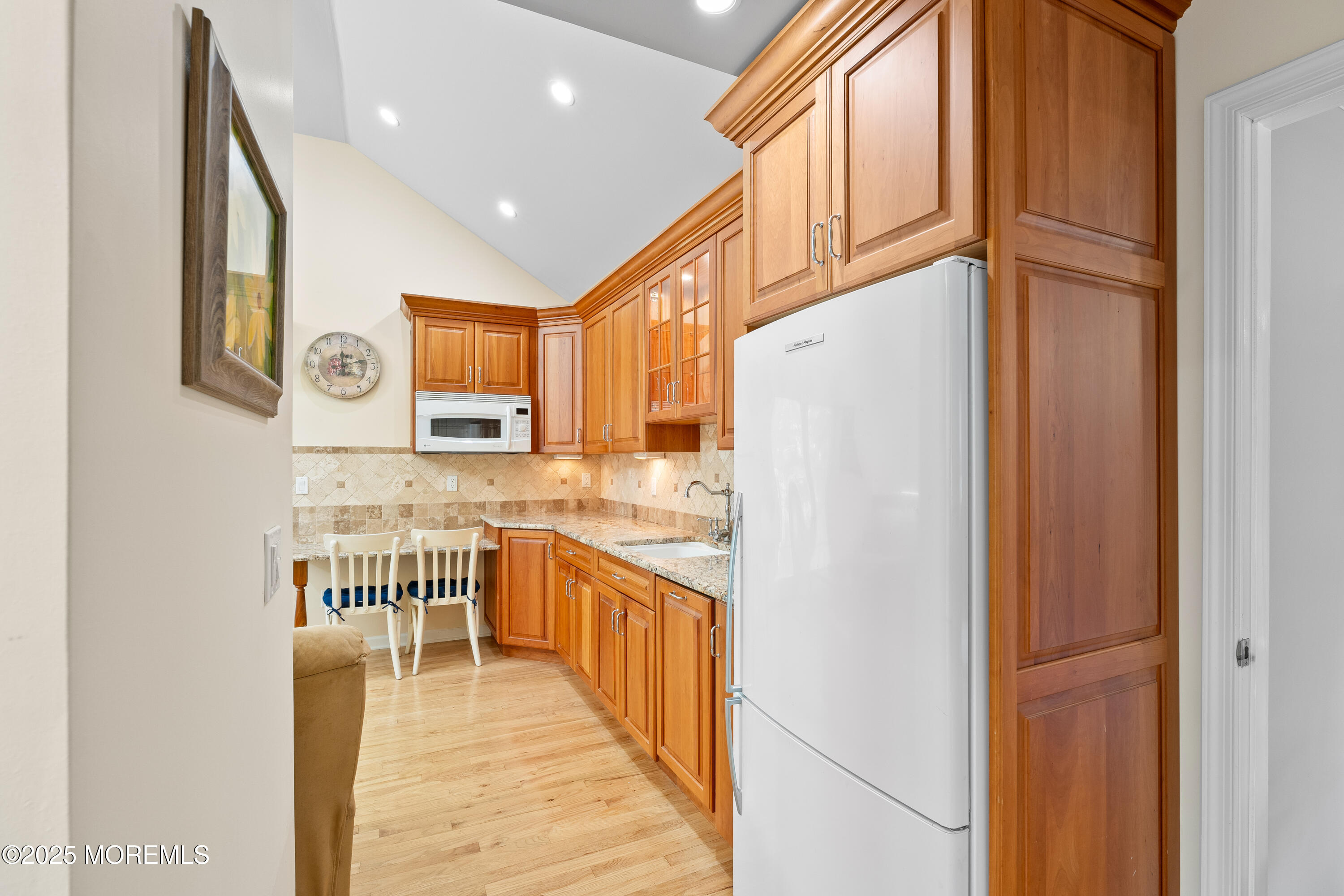 7 Lorraine Court, East Brunswick, NJ, 08816 image 27