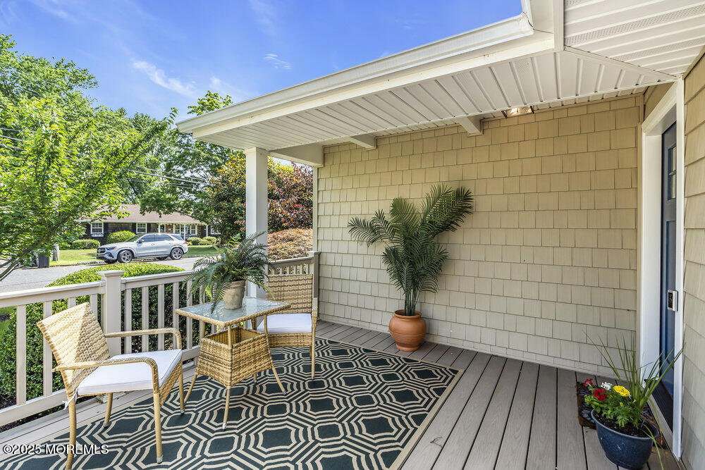 208 Chatham Lane Image 5