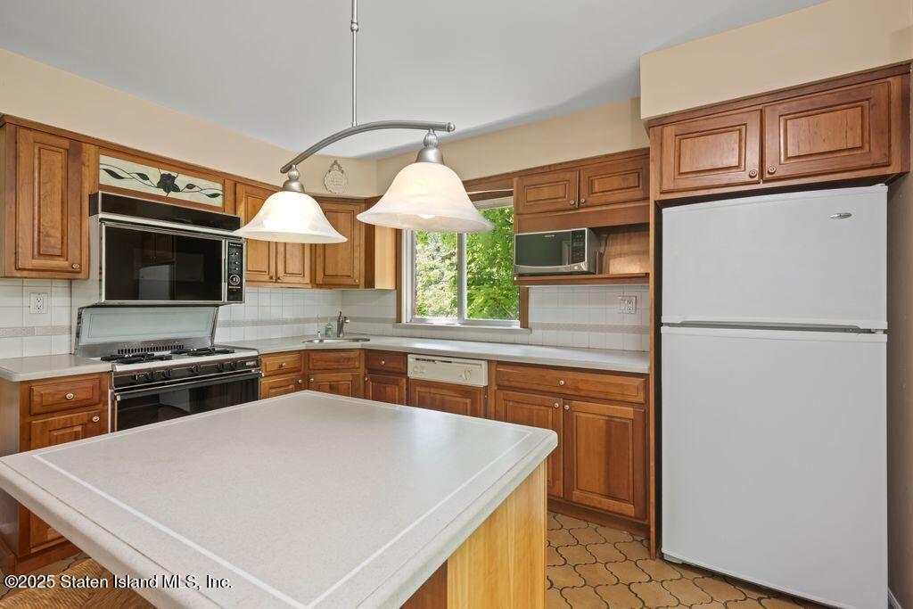 154 Howard Avenue, Staten Island, NY, 10301 image 16