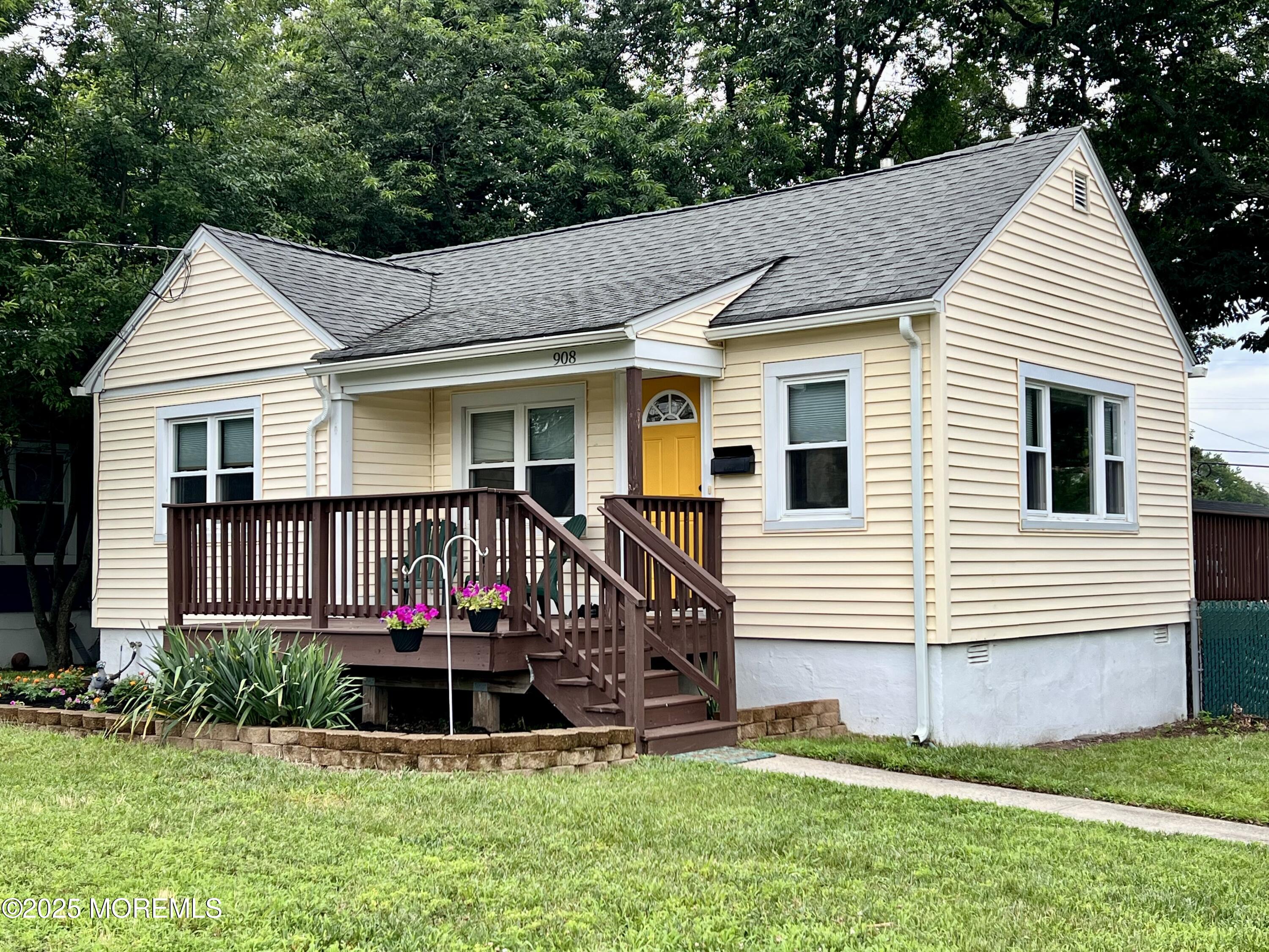908 S Concourse, Keyport, NJ, 07735