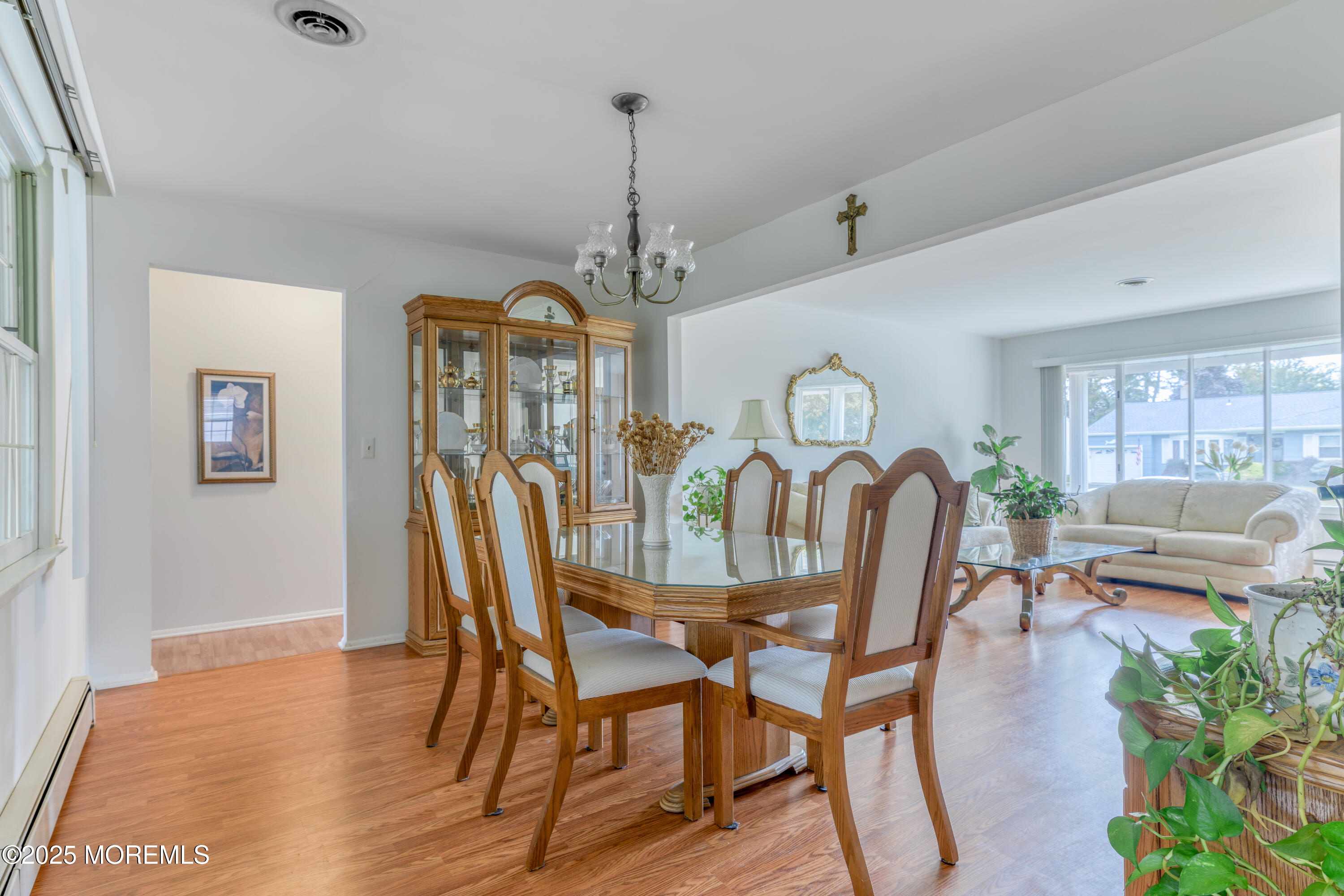 5 Bennington Drive Image 4