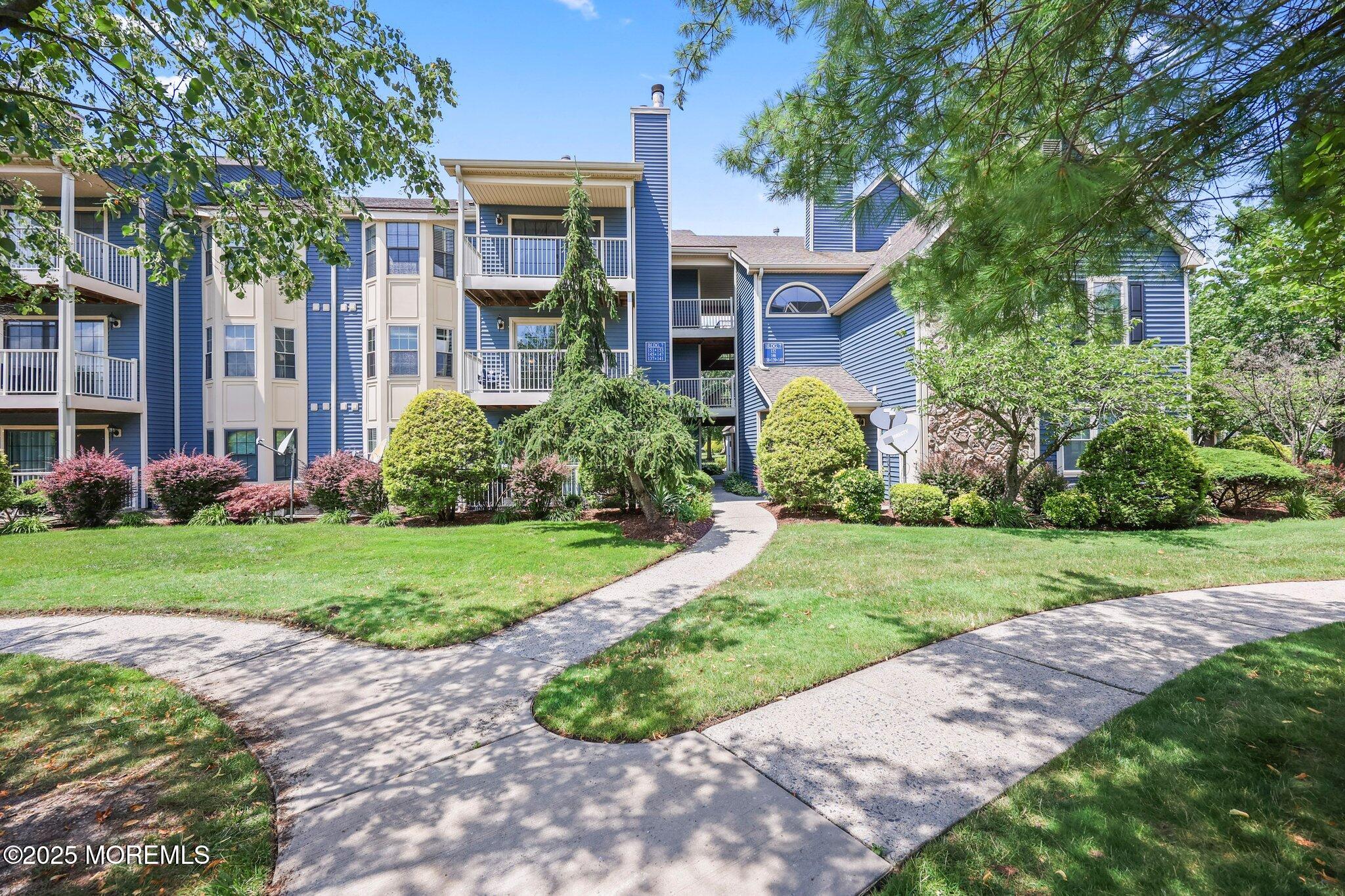 147 Longfield Court #147 Image 2