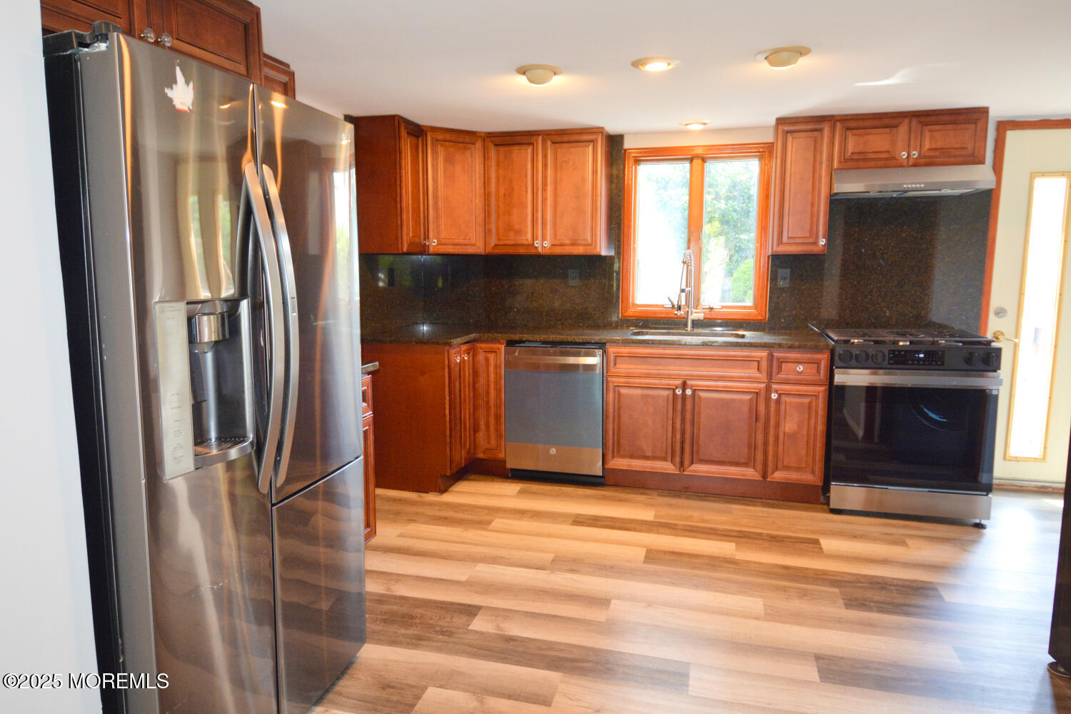 1111 River Avenue Image 3