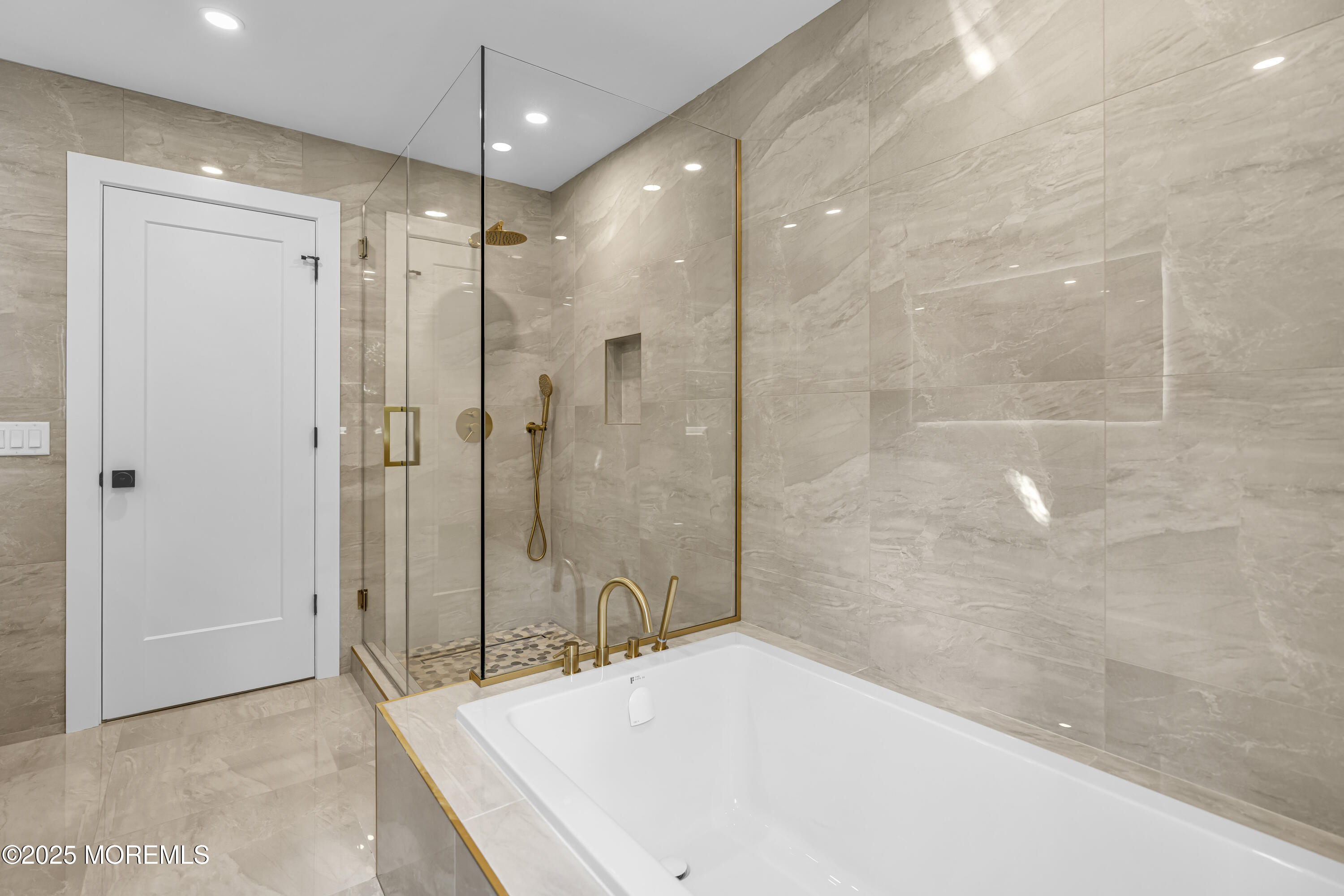 21 Pension Hill Road, Manalapan, NJ, 07726 image 24