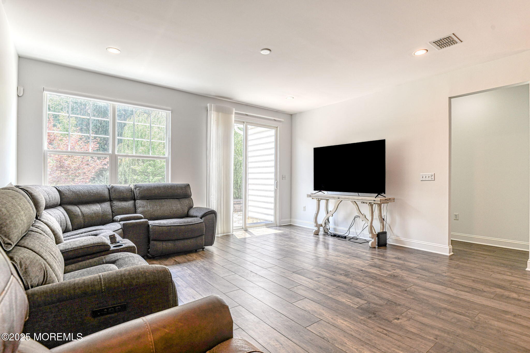 14 Festival Court, Howell, NJ, 07731 image 17