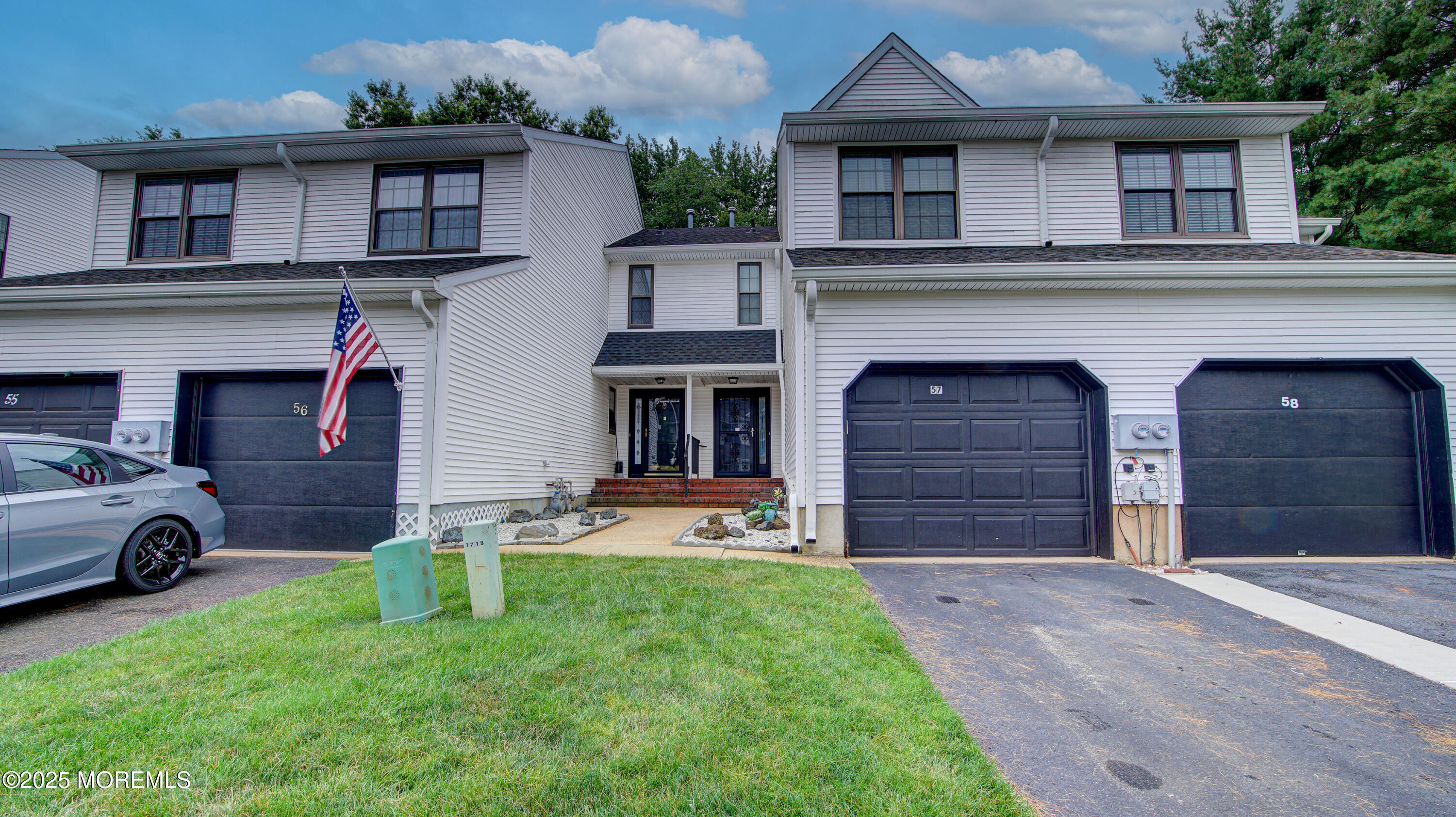 57 Chestnut Way, Manalapan, NJ, 07726