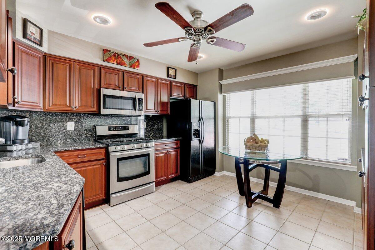 53 Grassmere Court 1 Image 4