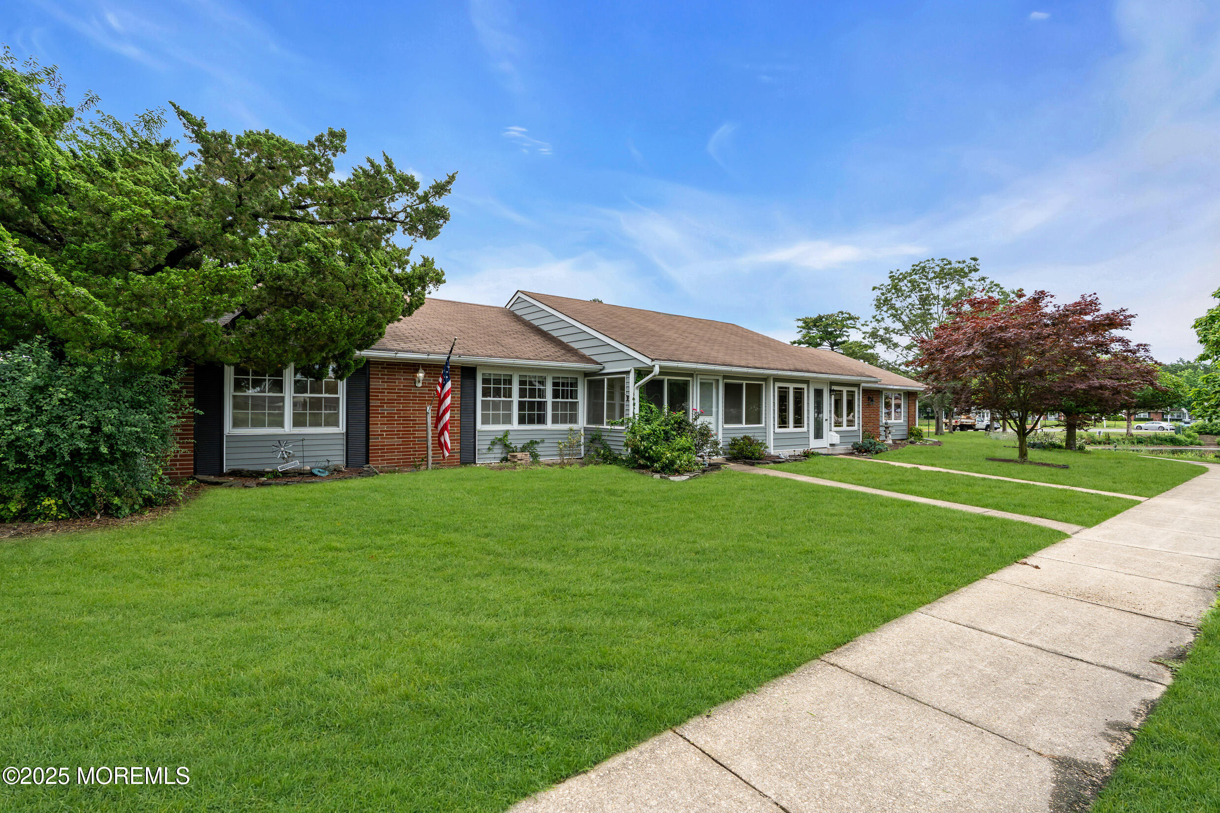 395A Chesterfield Court Image 1