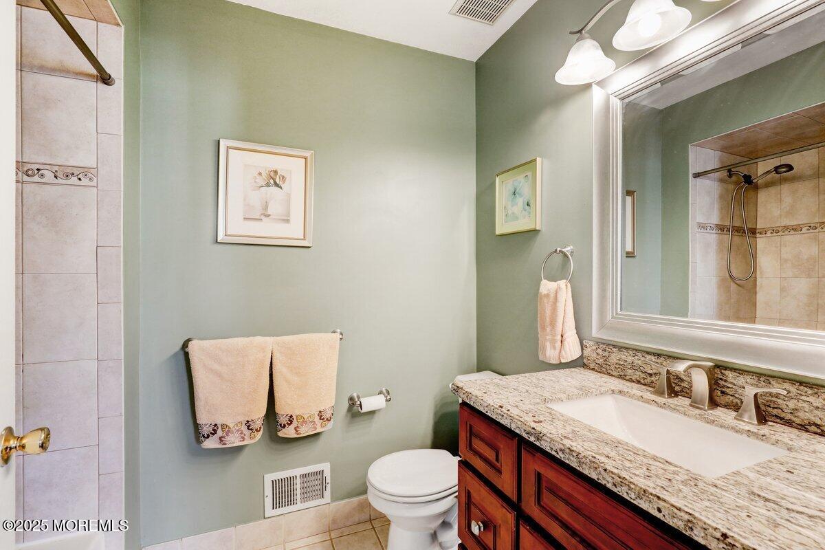 53 Grassmere Court 1, Freehold, NJ, 07728 image 16