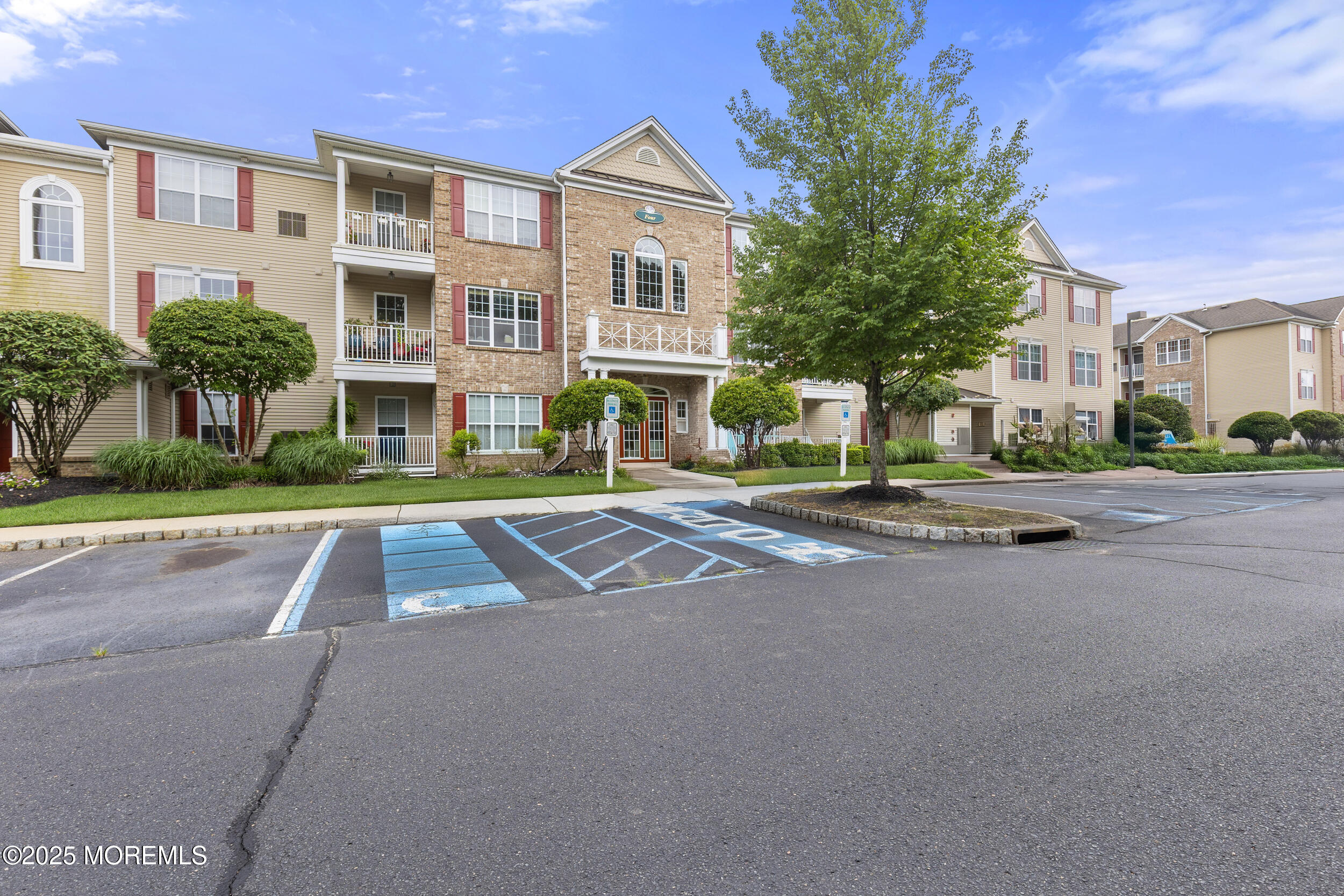 428 Sophee Lane Image 2