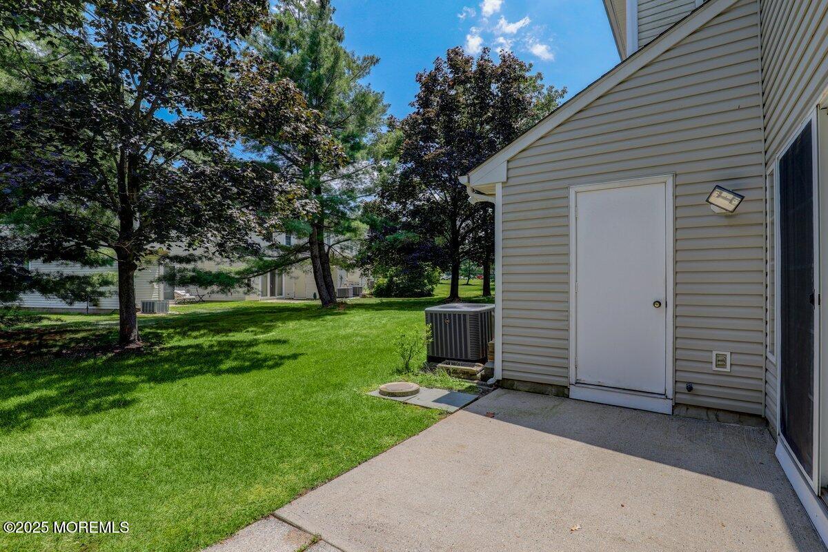 53 Grassmere Court 1, Freehold, NJ, 07728 image 21