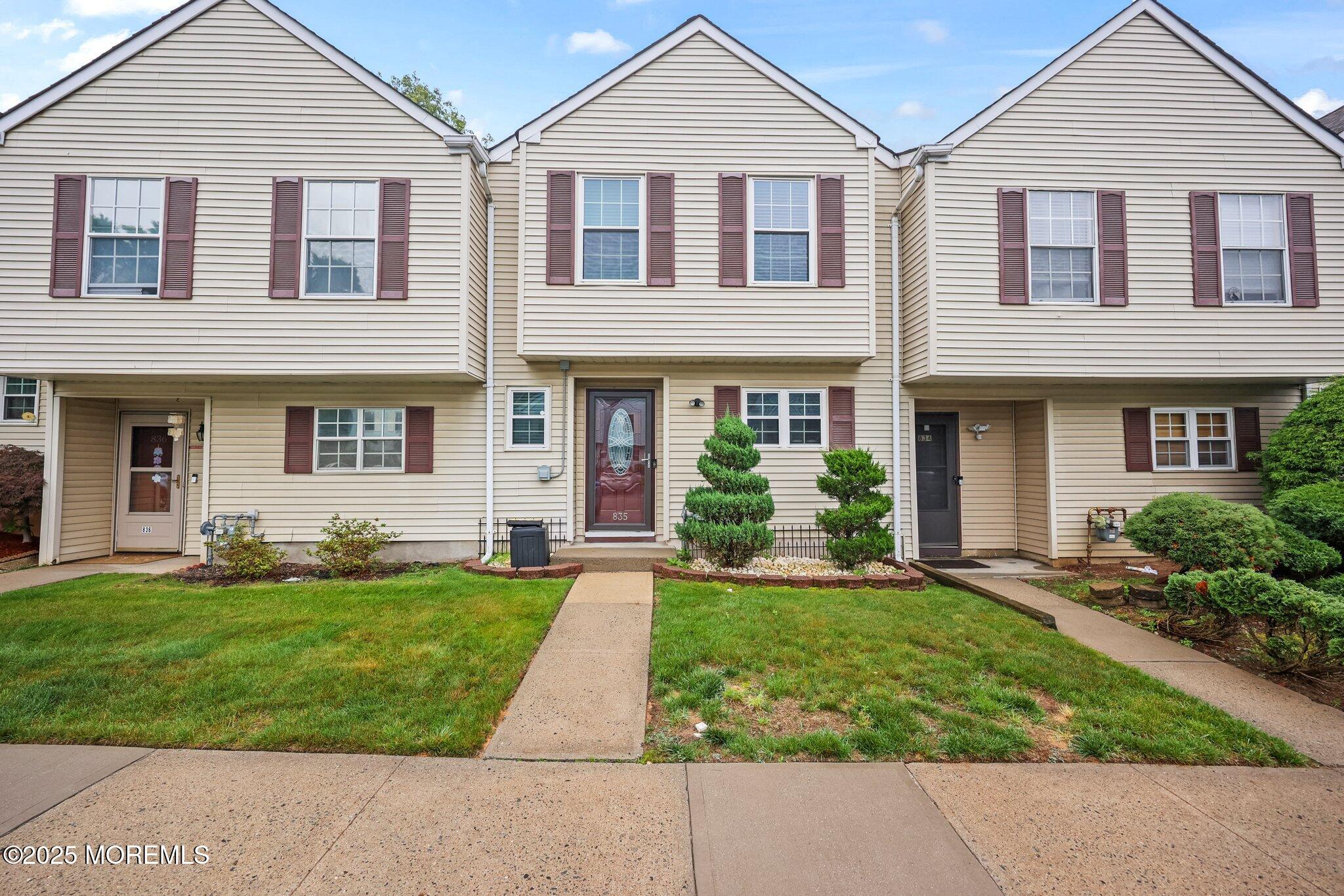 835 Darlington Drive Image 2