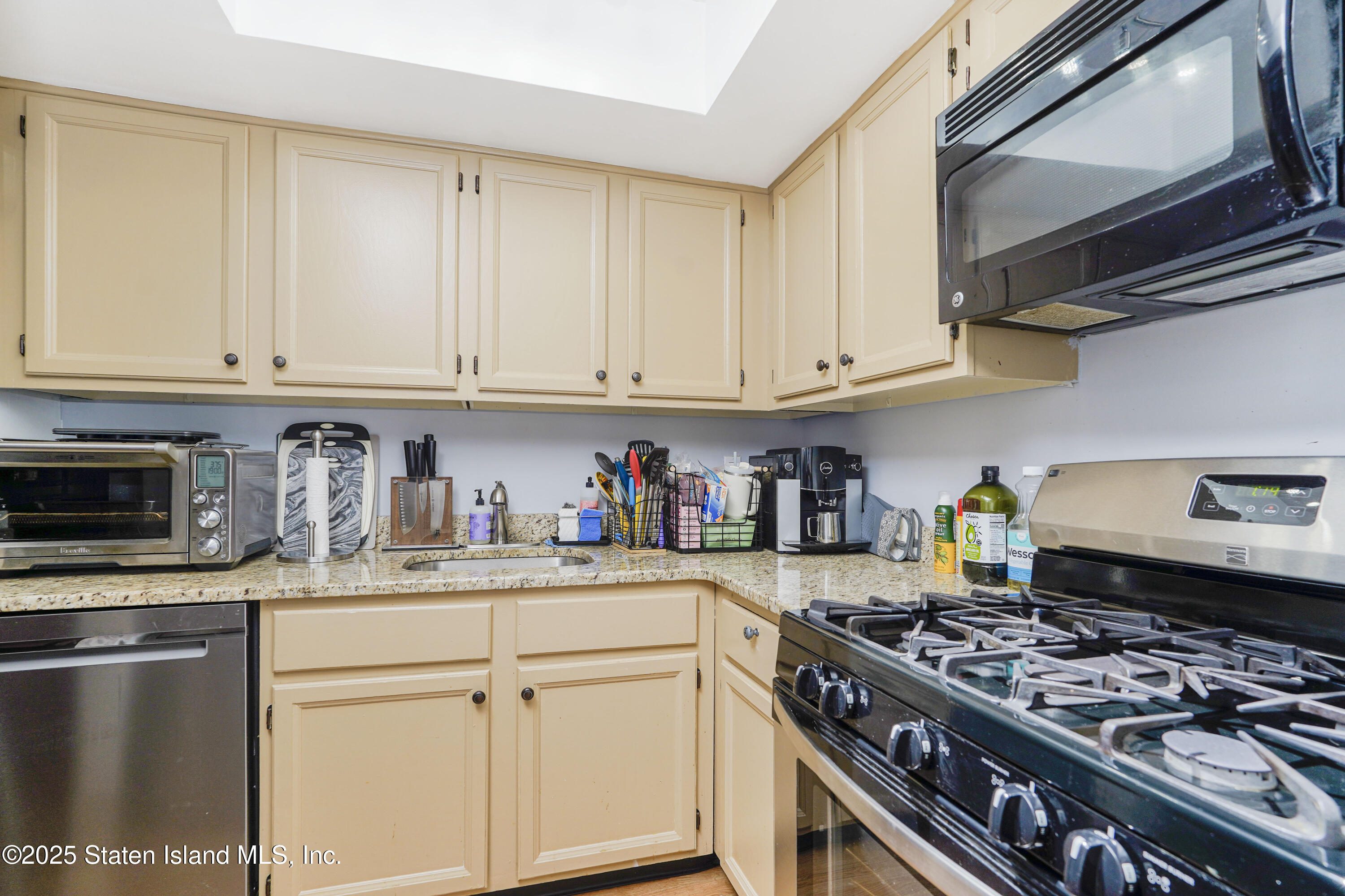 221 B Katan Avenue, Staten Island, NY, 10308 image 12