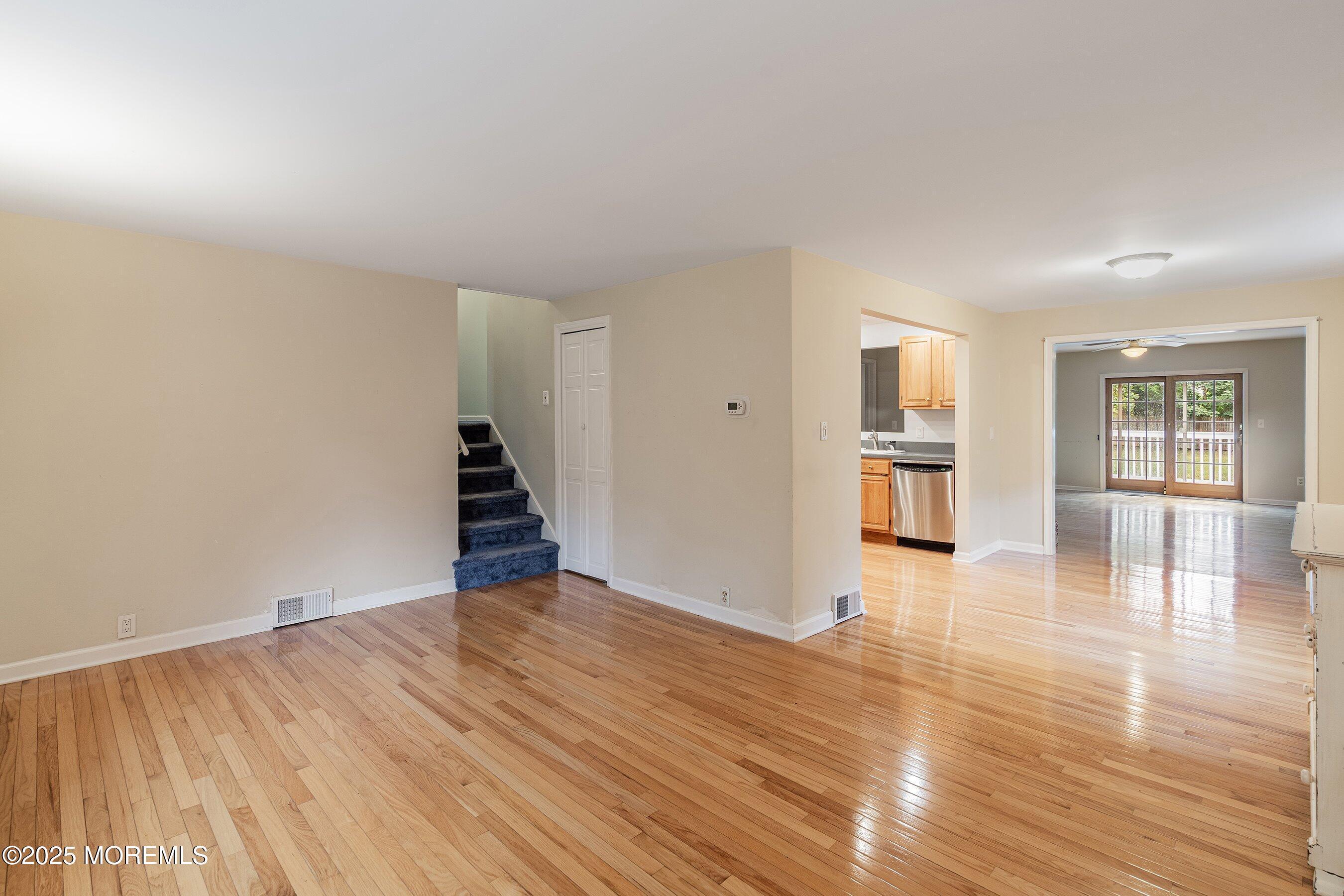 281 Hance Road Image 4